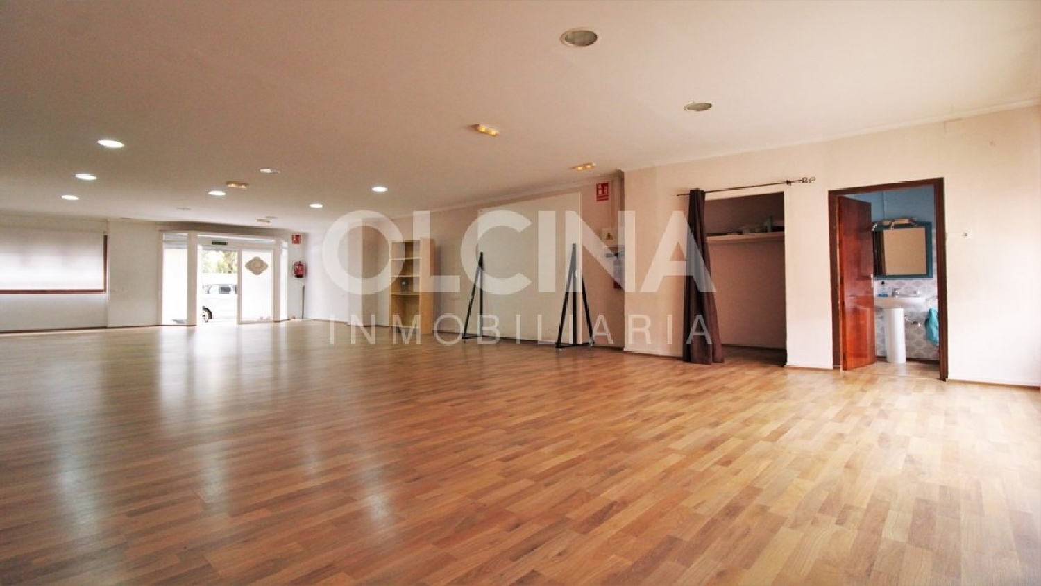  en venta local Ibi Alcoia 2