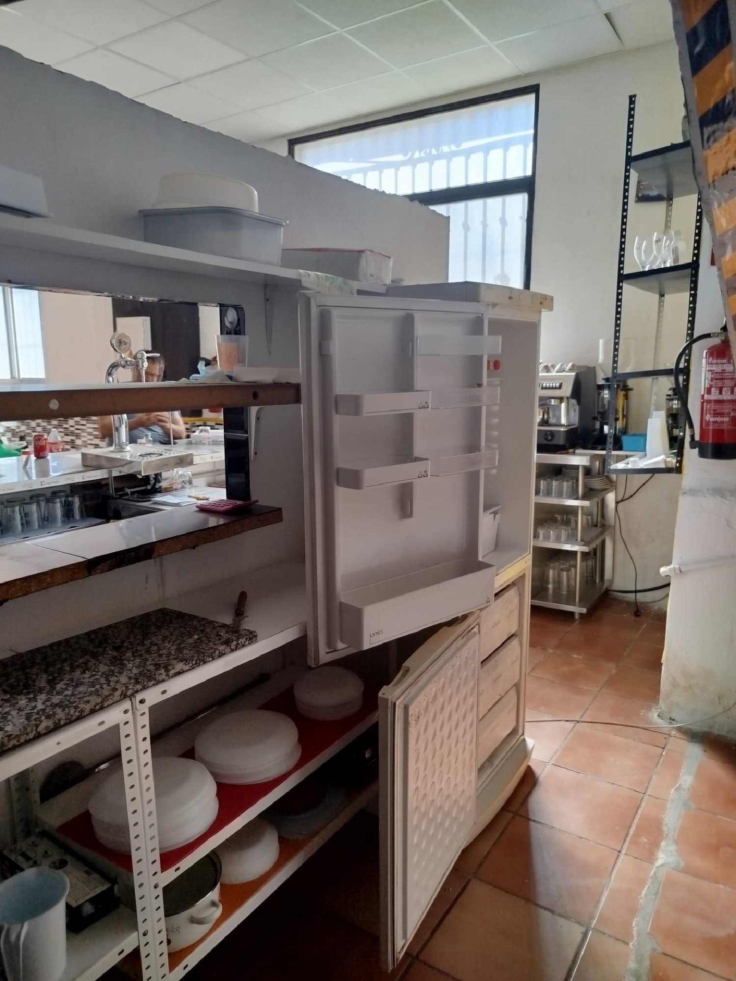  en venta local La Cala Del Moral Axarquía 5