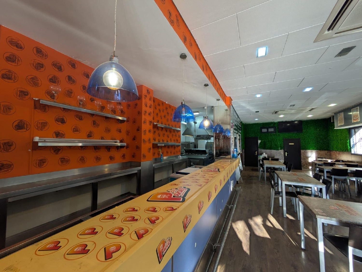 à vendre local commercial L'hospitalet De Llobregat Centre Barcelonès 7