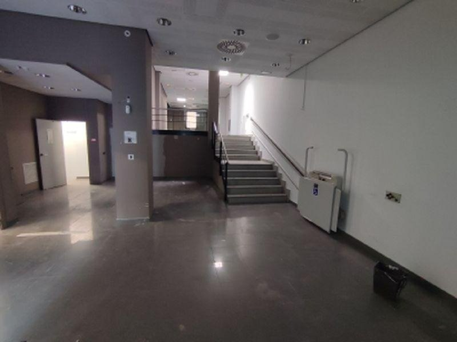  en venta local Madrid Valle Del Almanzora 1