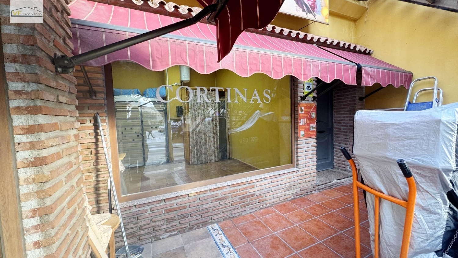  till salu lokal Málaga Del Fresno Campiña 4