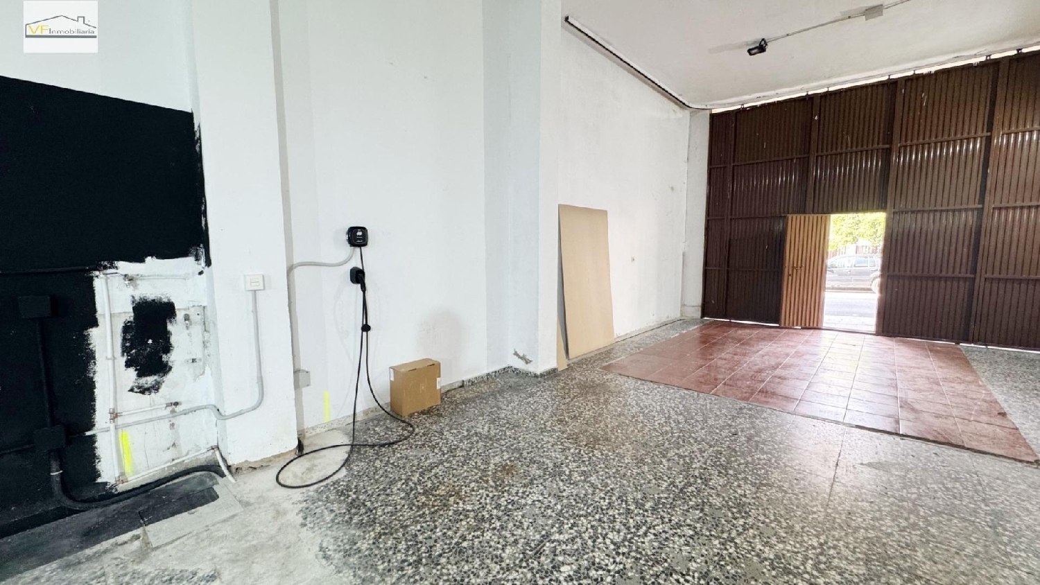  till salu lokal Málaga Del Fresno Campiña 2