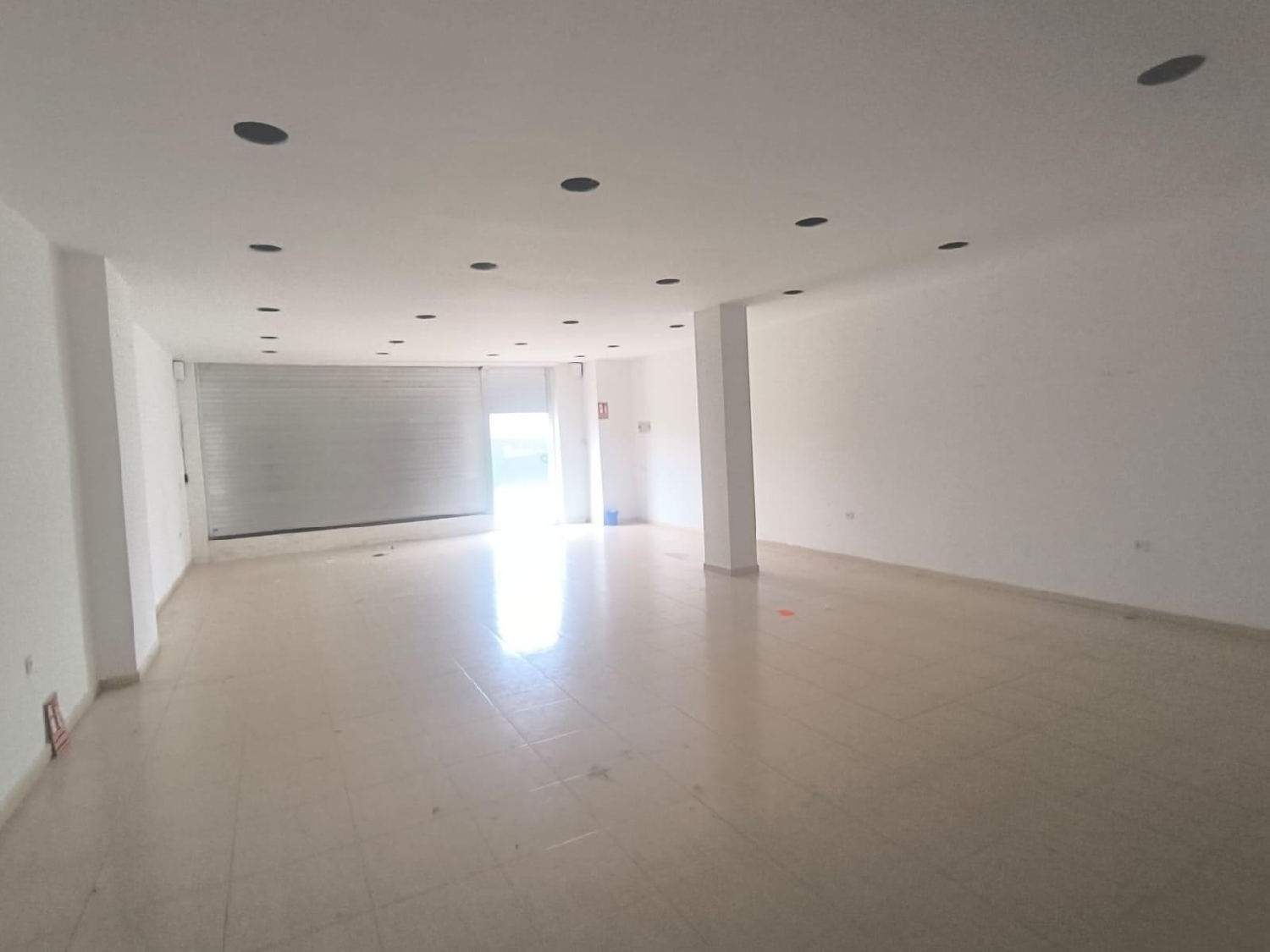  en venta local Manresa Bages 4