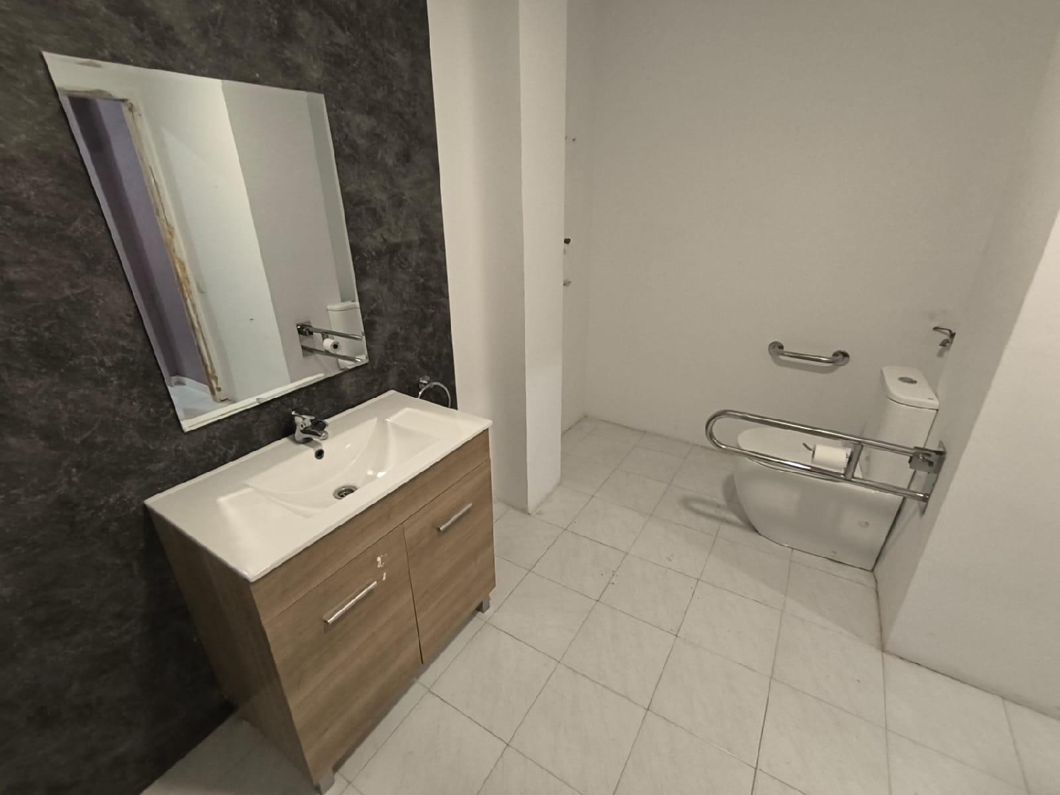  en venta local Manresa Bages 8