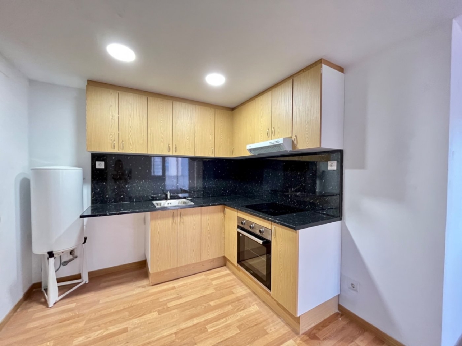 till salu lokal Manresa Bages 7