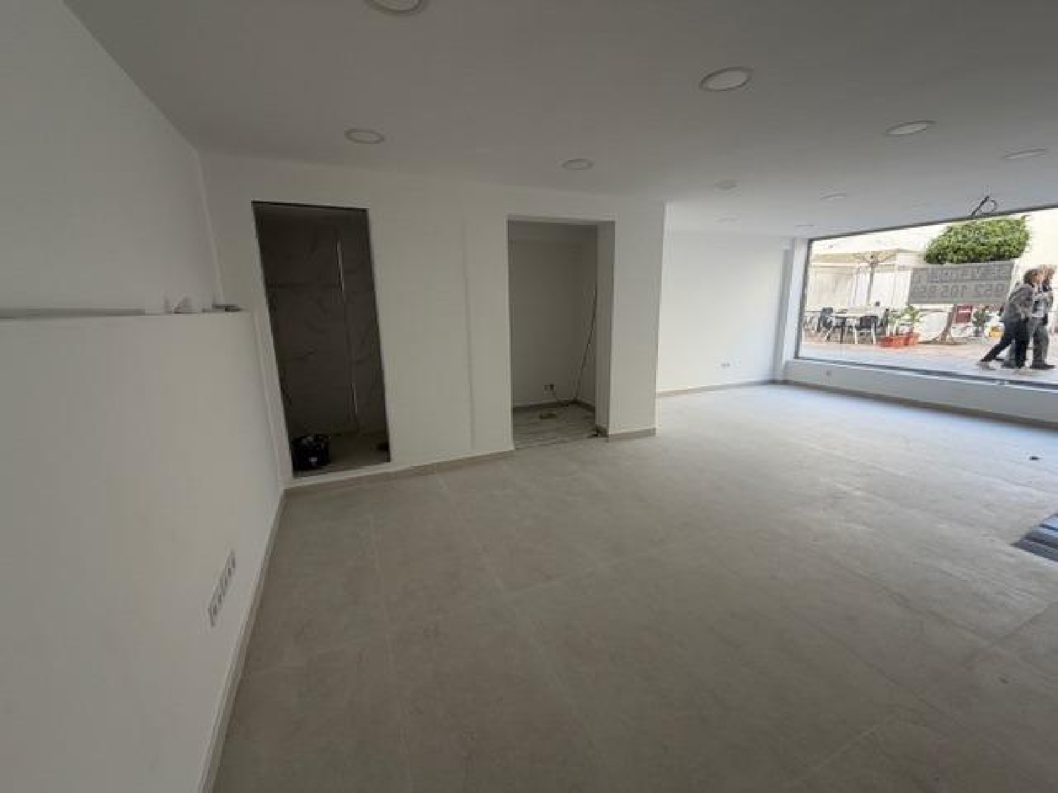  till salu lokal Nerja Axarquía 8