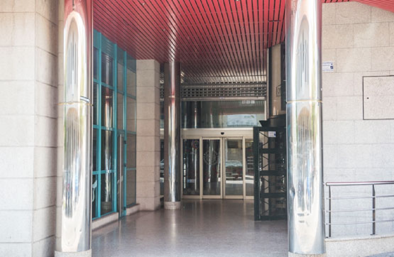  en venta local Nigrán Vigo 2