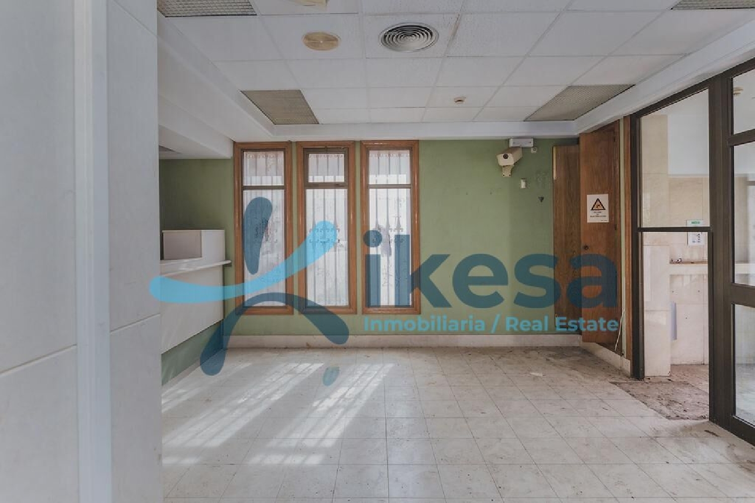 for sale commercial premise Palmeria Marina Alta 6