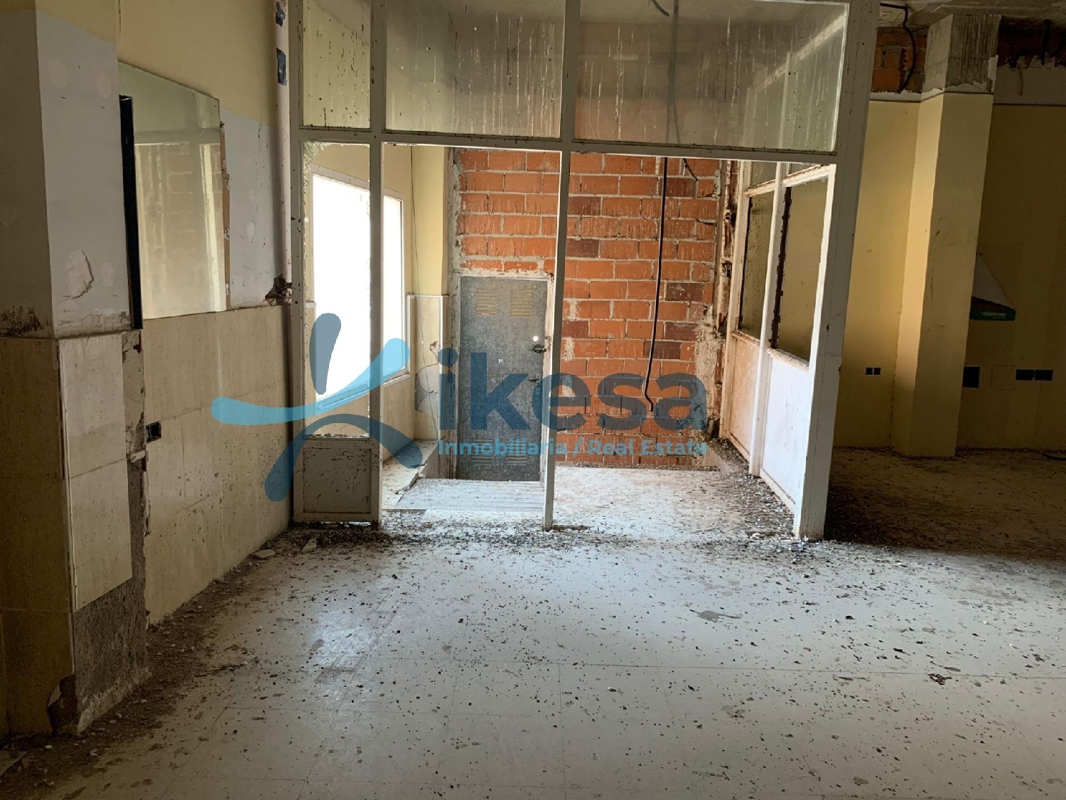 for sale commercial premise Palmeria Marina Alta 3