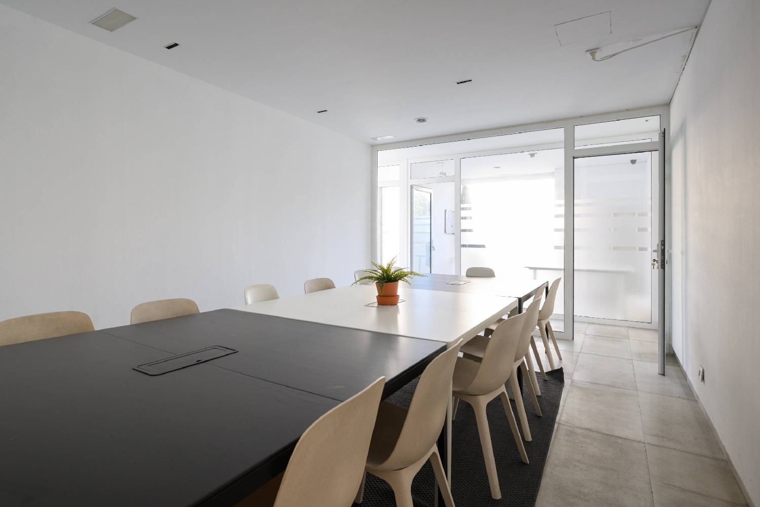  en venta local San Bartolomé De Tirajana Área Sur 5