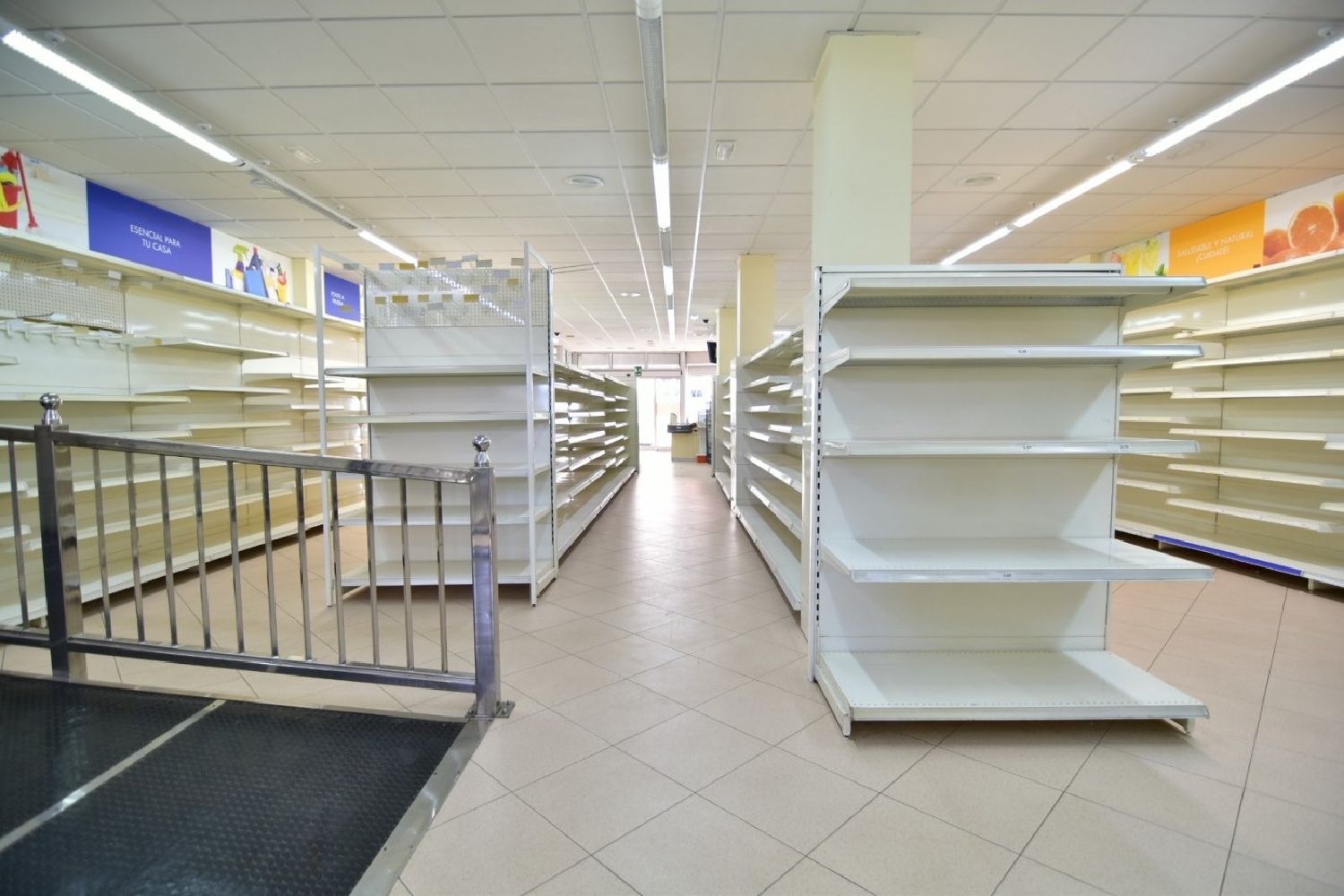  te koop bedrijfsruimte Santa Lucia De Tirajana Área Sur 7