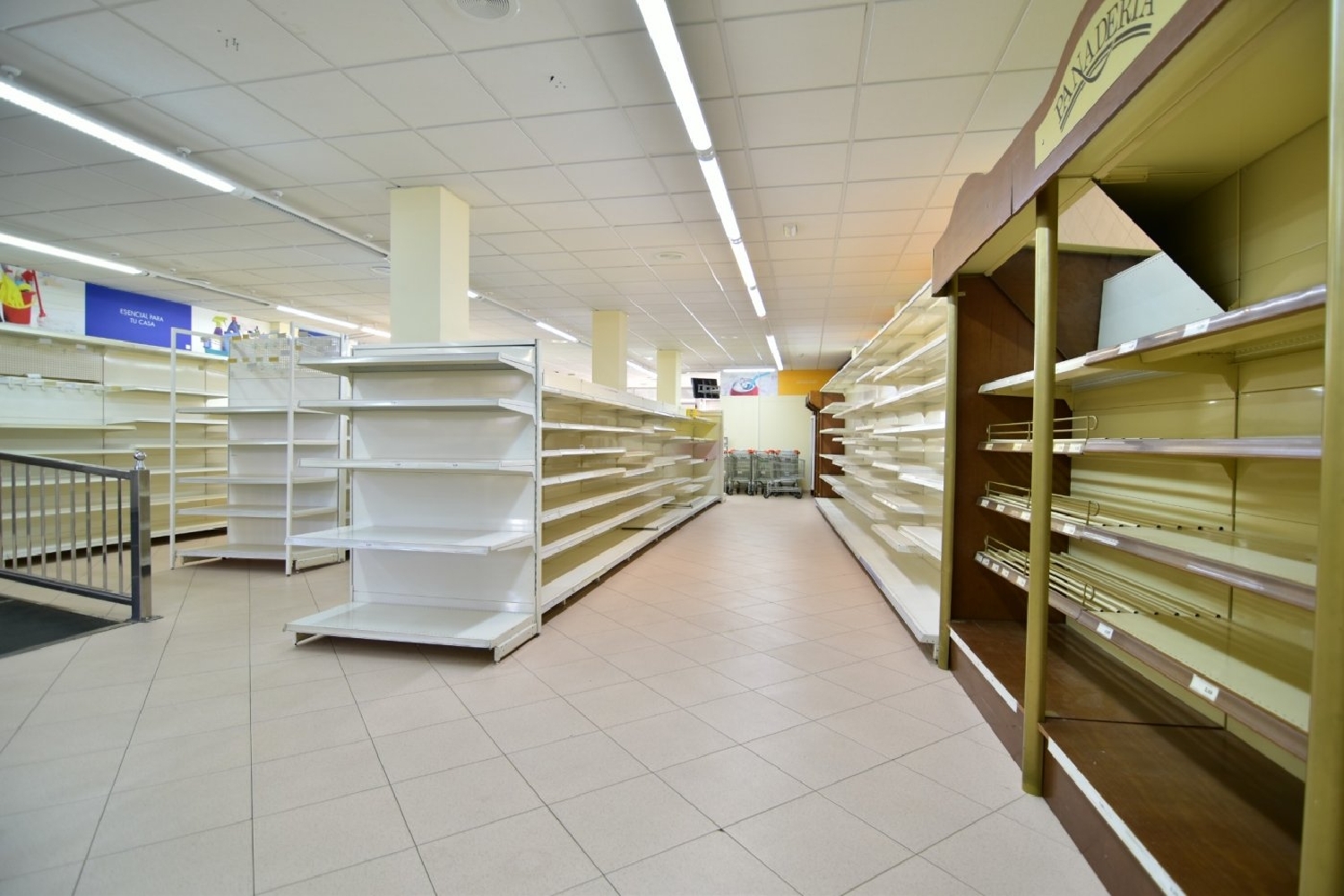  te koop bedrijfsruimte Santa Lucia De Tirajana Área Sur 8