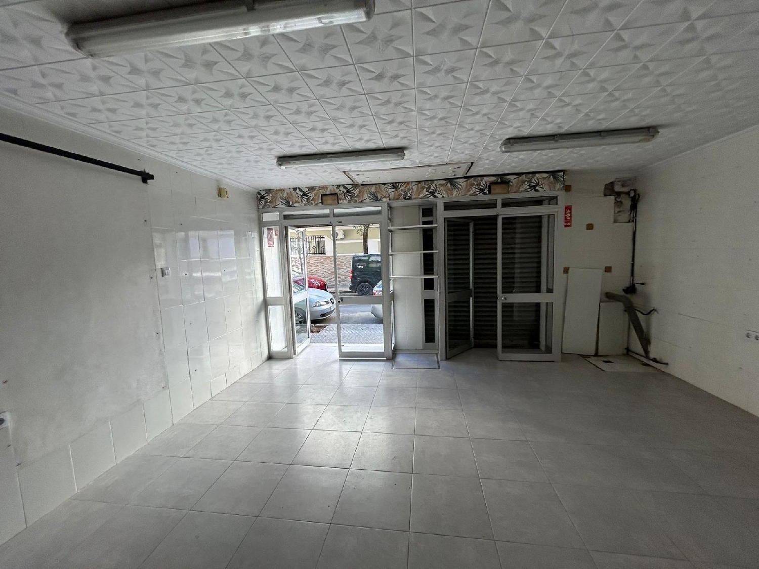  à vendre local commercial Sevilla La Nueva Sur 6