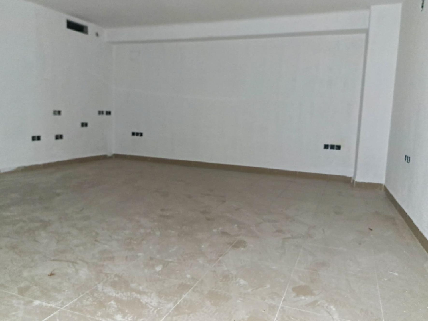  till salu lokal Tavernes De La Valldigna Safor 7