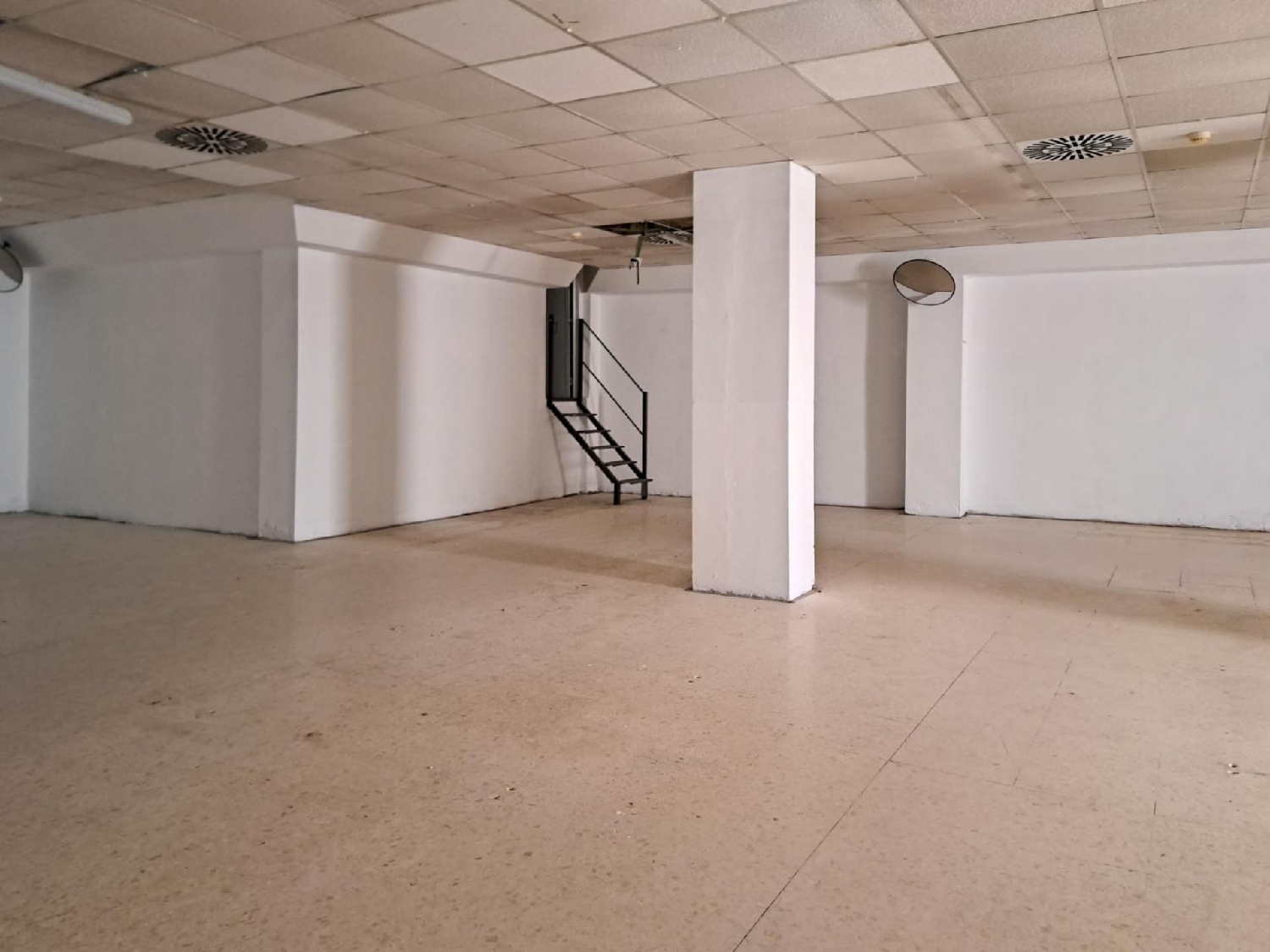  till salu lokal Tavernes De La Valldigna Safor 2