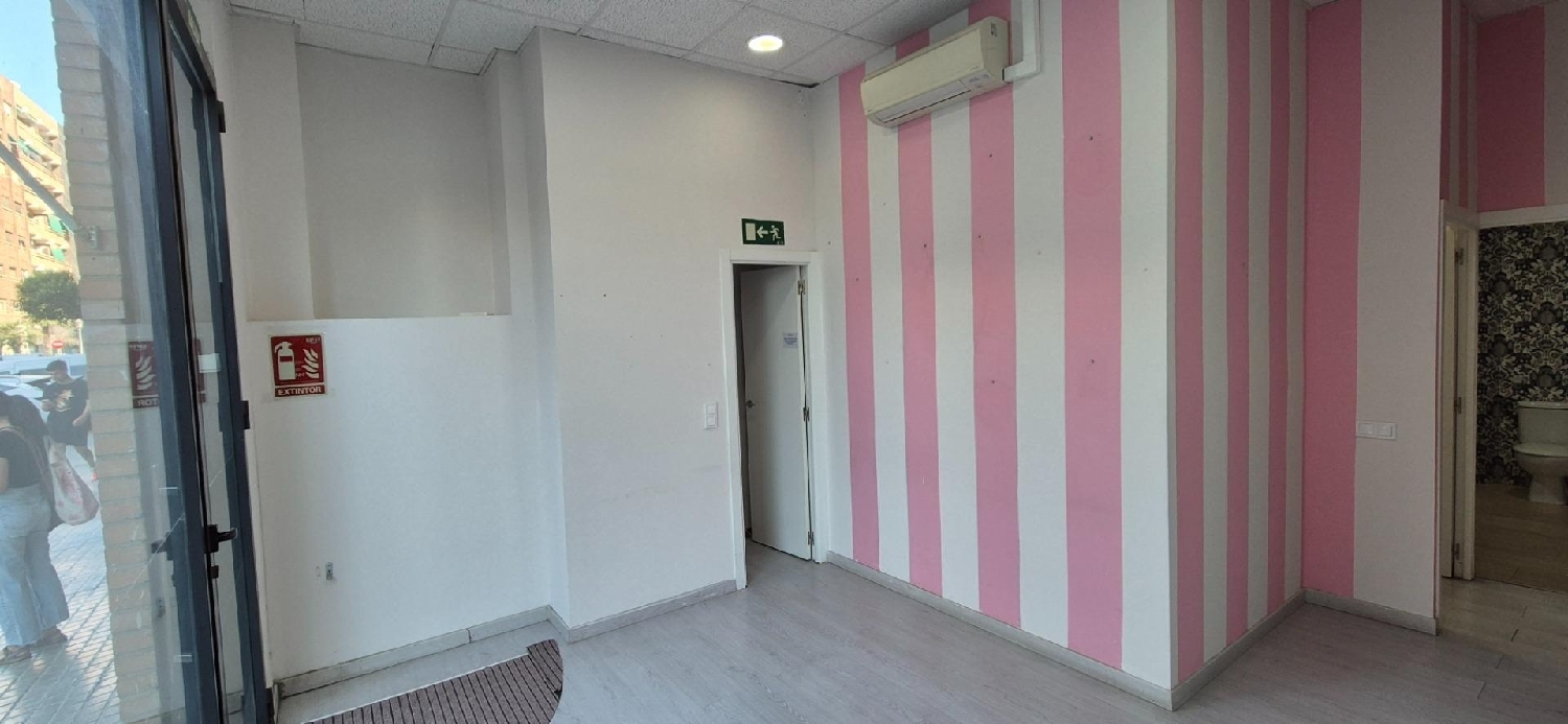  à vendre local commercial Valencia De Las Torres Campiña Sur 3