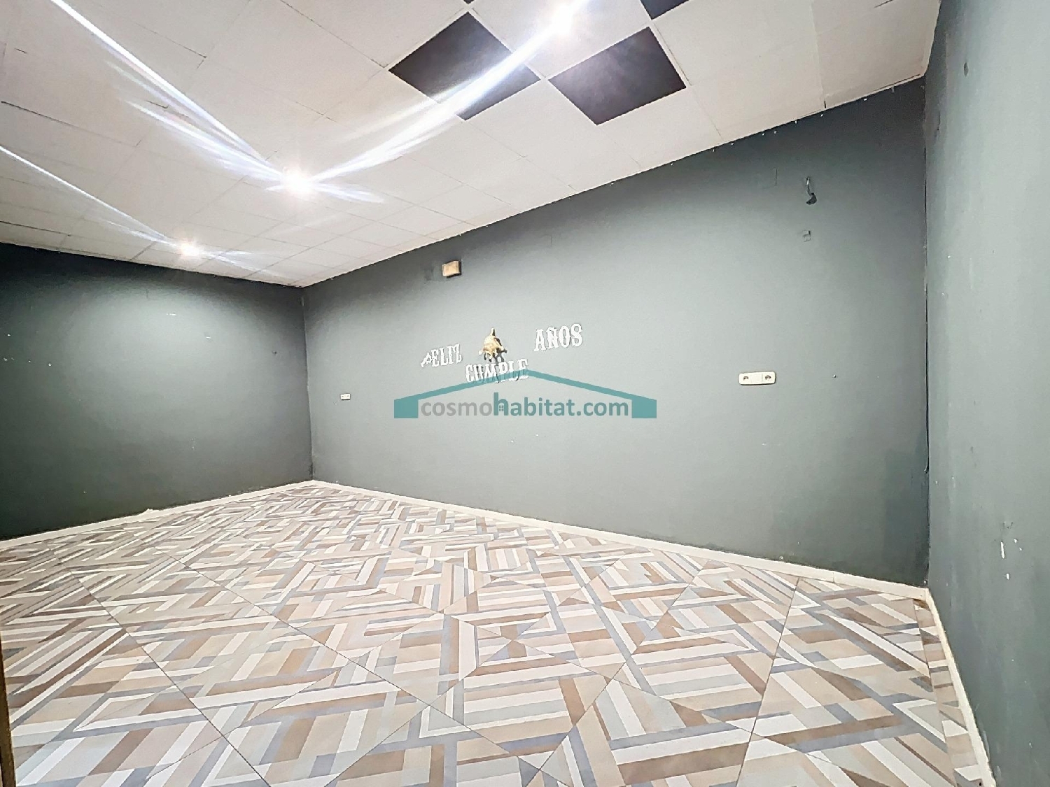  till salu lokal Valencia De Las Torres Campiña Sur 6