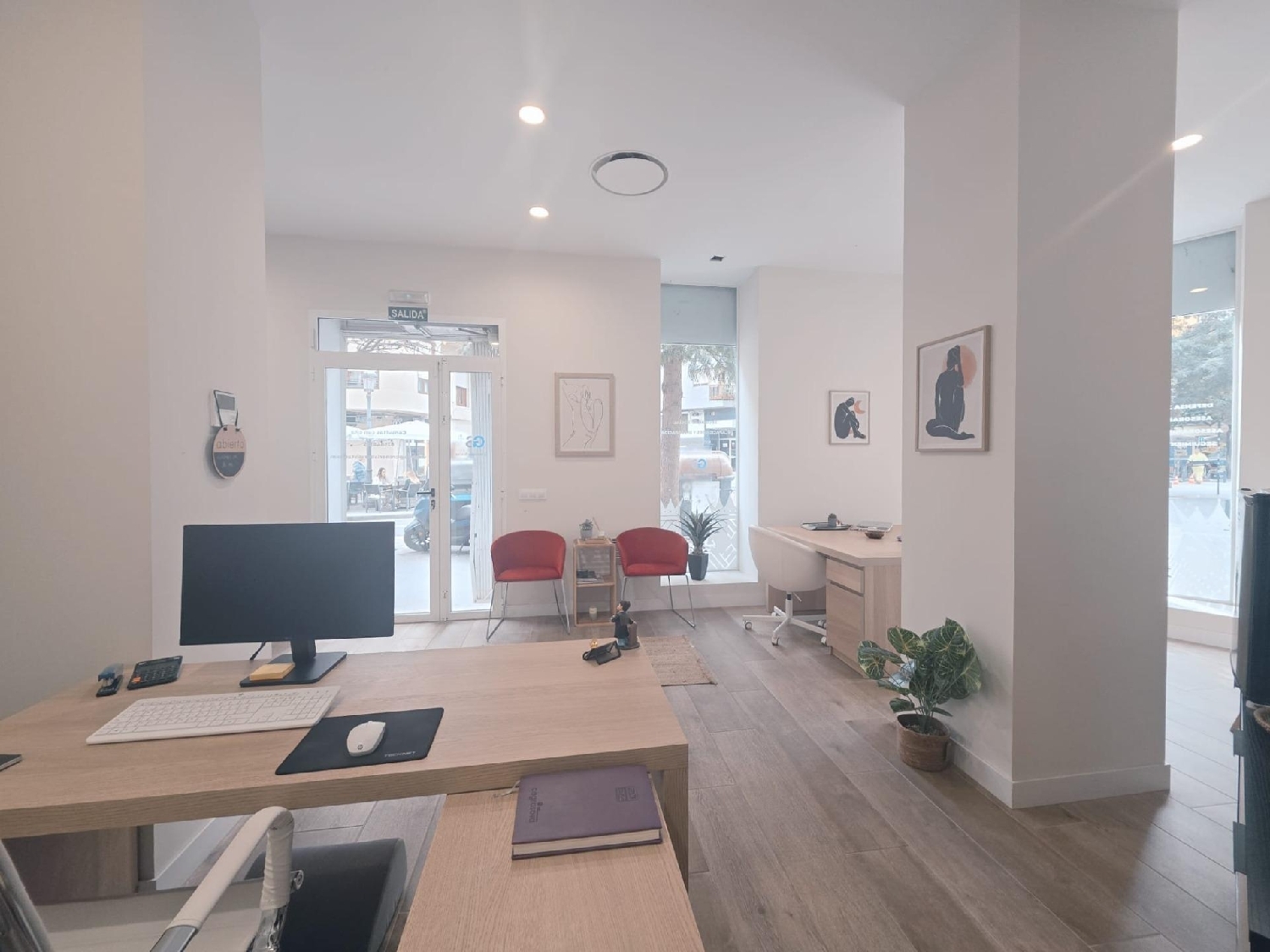  till salu lokal Valencia De Las Torres Campiña Sur 3