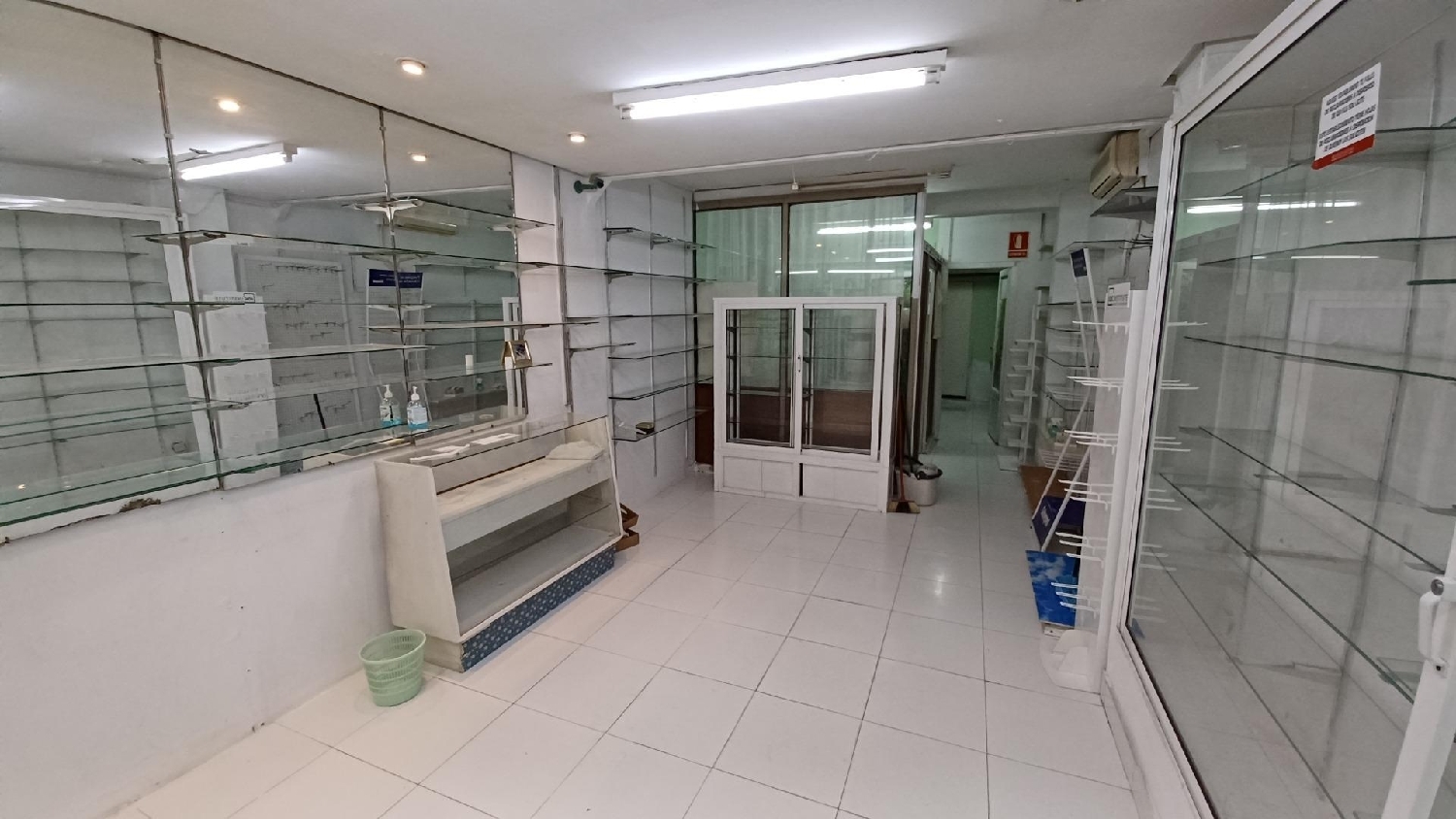  en venta local Valencia De Las Torres Campiña Sur 1