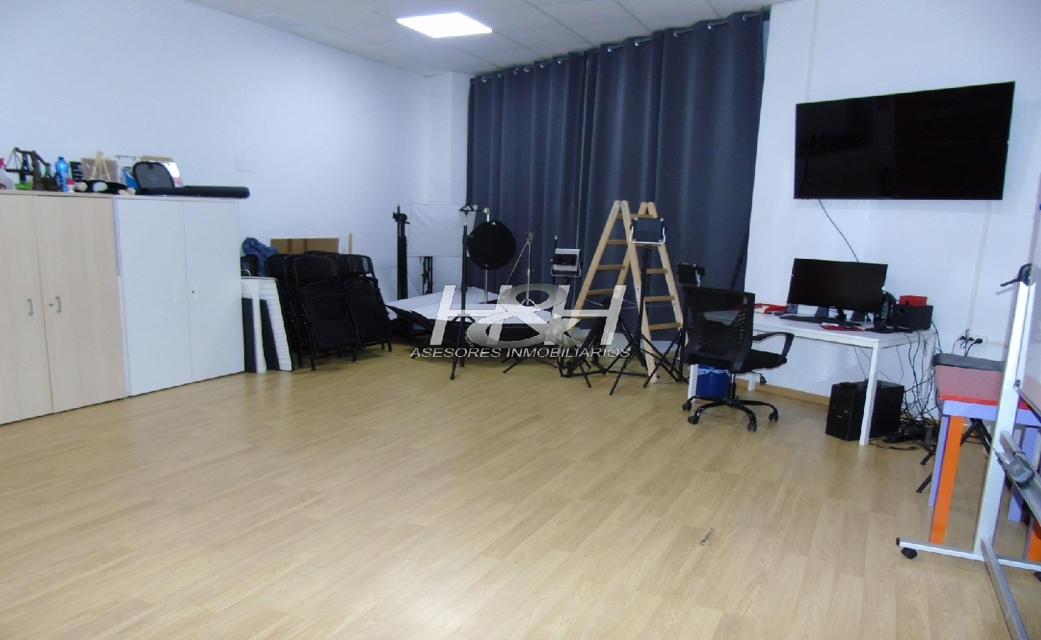  à vendre local commercial Valencia De Las Torres Campiña Sur 4