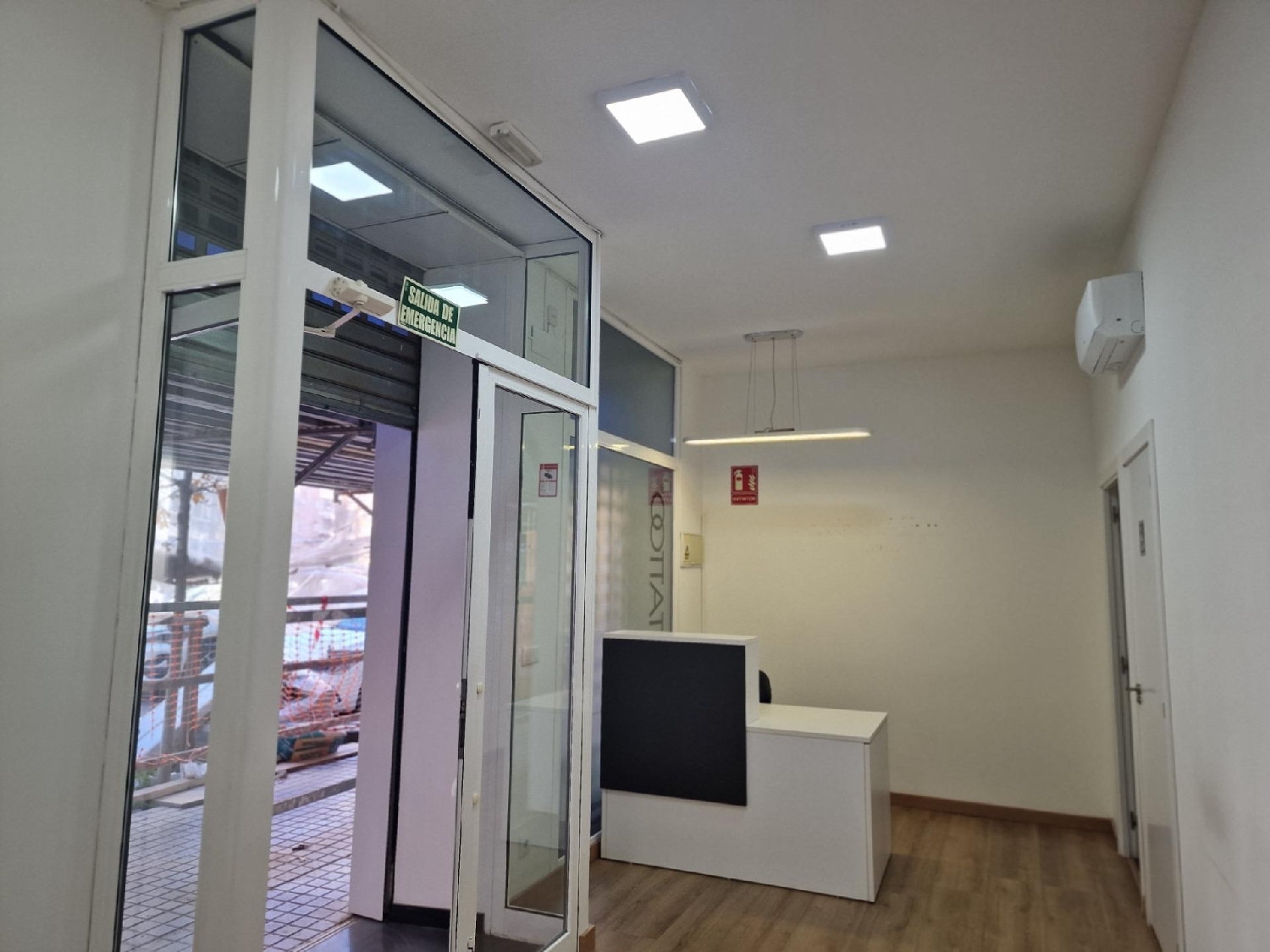  à vendre local commercial Valencia De Las Torres Campiña Sur 2