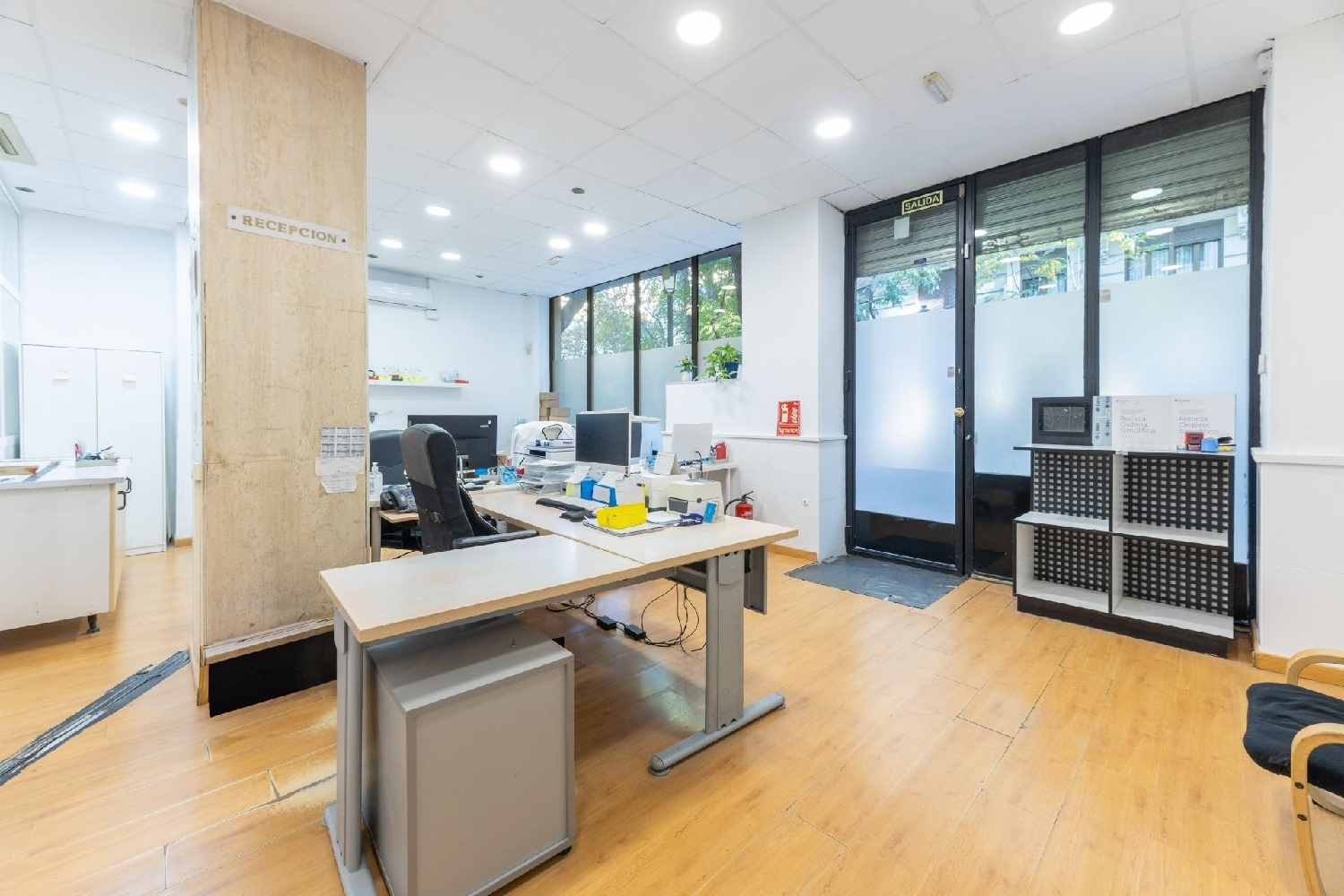  en venta local Valencia De Las Torres Campiña Sur 1