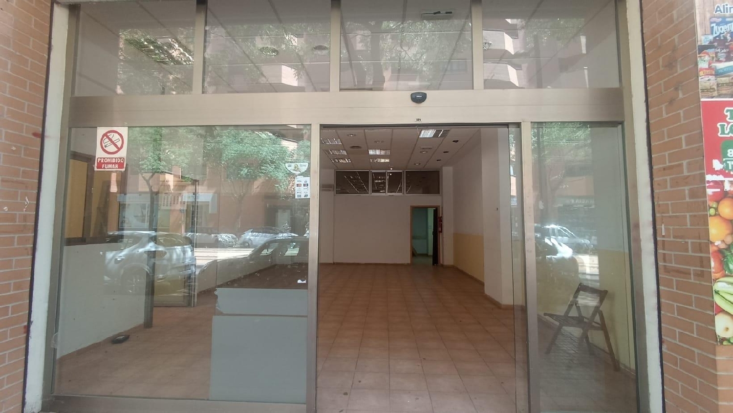  te koop bedrijfsruimte Valencia De Las Torres Campiña Sur 1