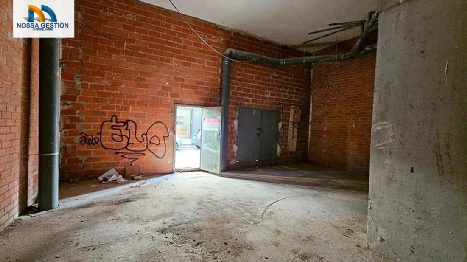 till salu lokal Valencia De Las Torres Campiña Sur 1