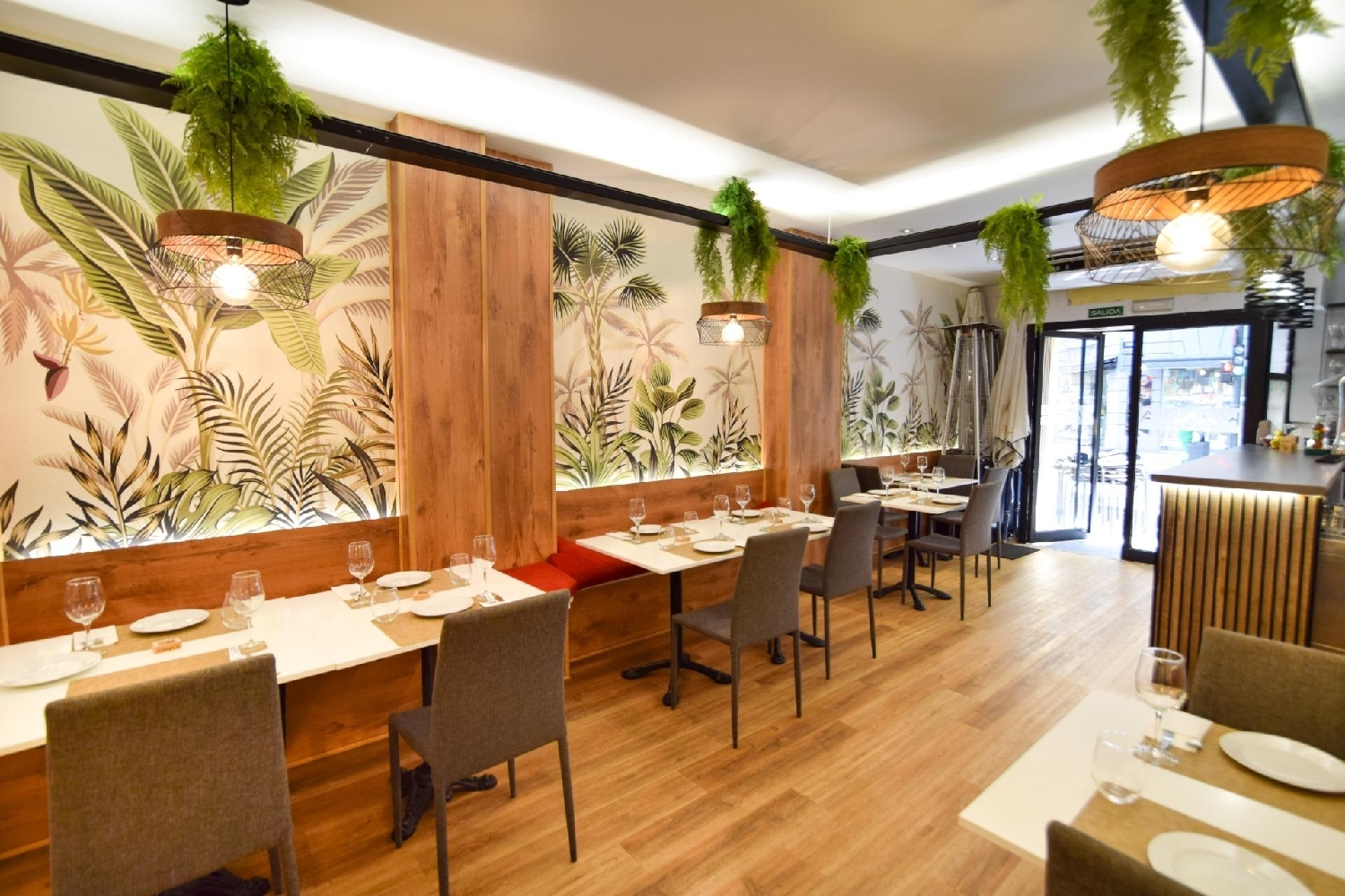 till salu lokal Valencia De Las Torres Campiña Sur 1