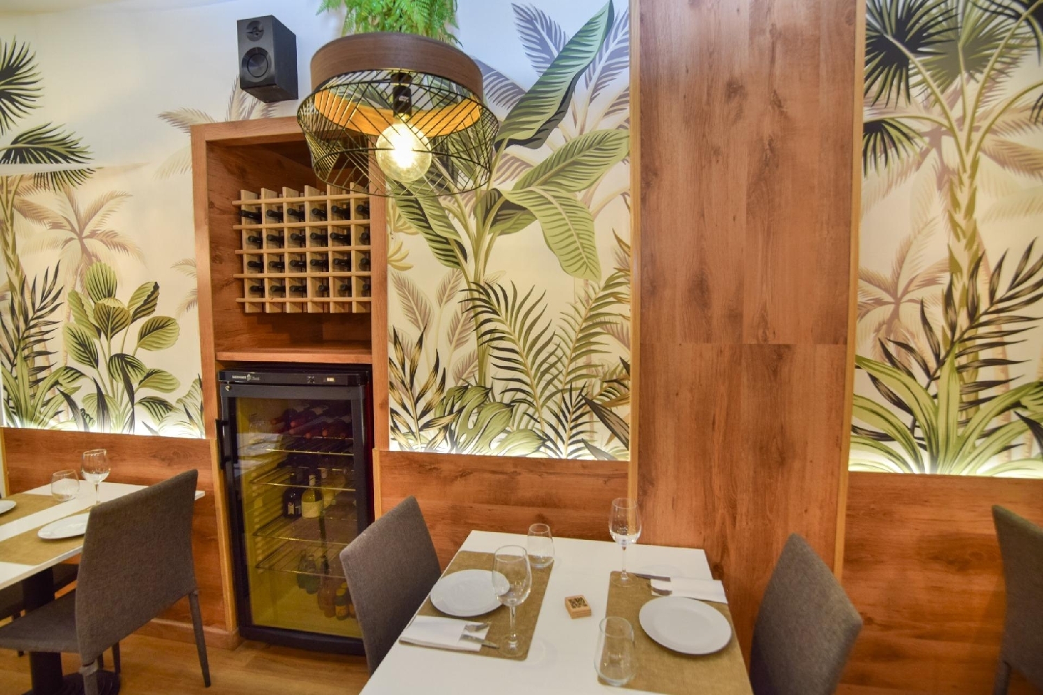 till salu lokal Valencia De Las Torres Campiña Sur 4