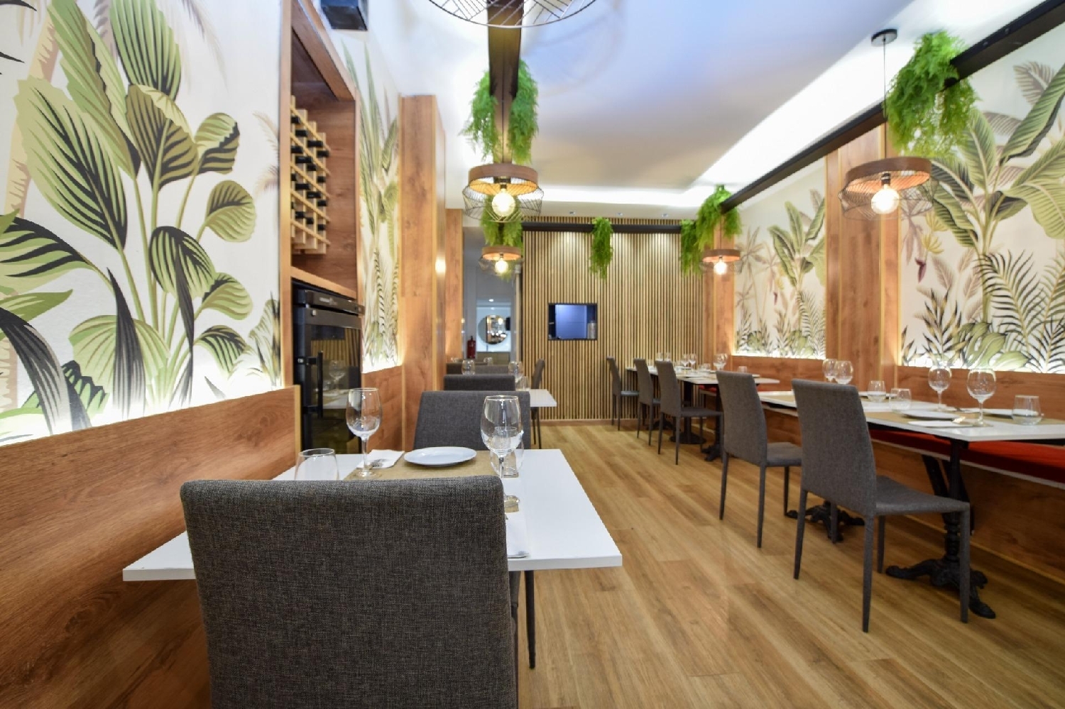 till salu lokal Valencia De Las Torres Campiña Sur 8