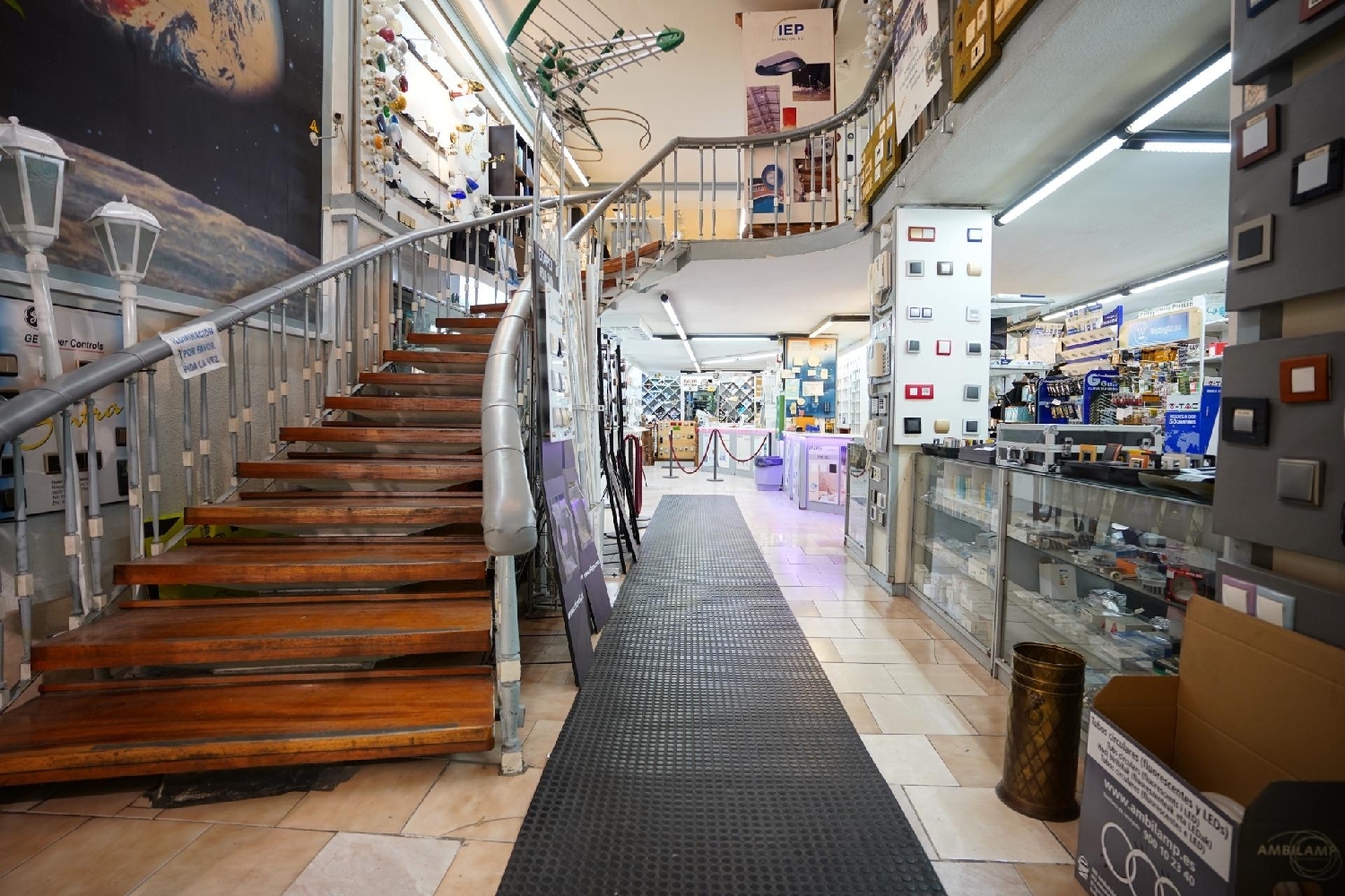 till salu lokal Valladolid Arzúa 1