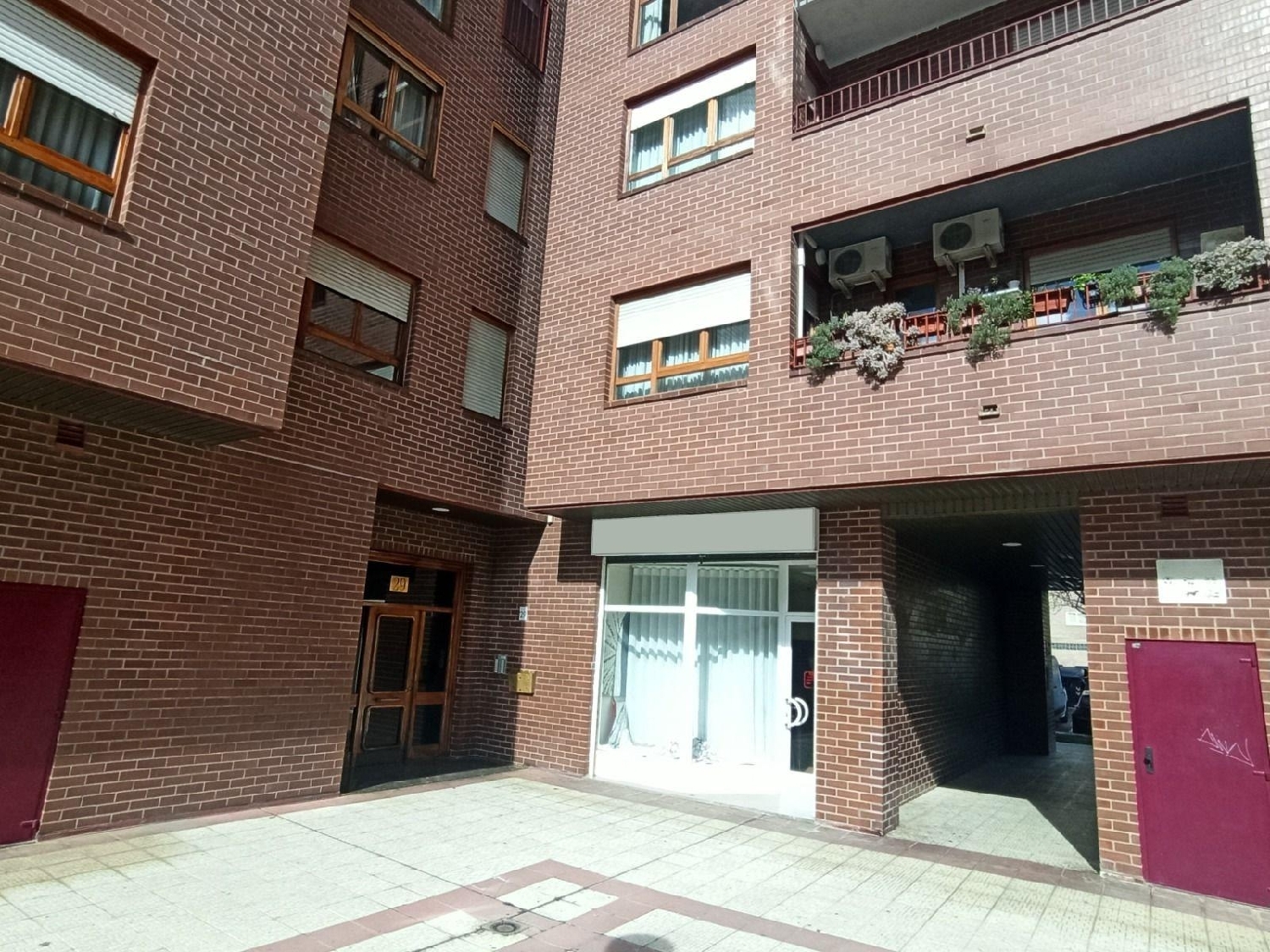  till salu lokal Zaragoza Centro 50004 D.C. Zaragoza 1