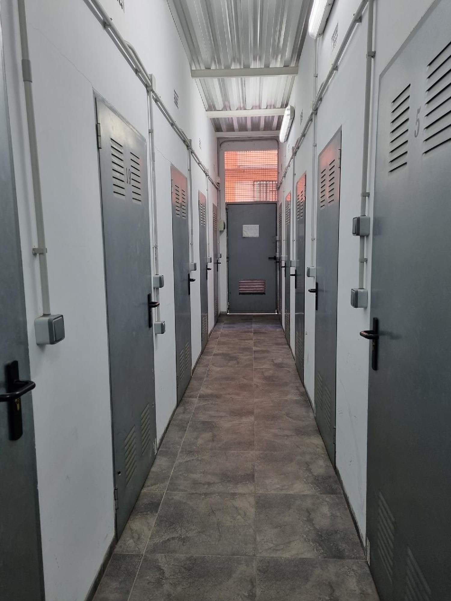 for sale storeroom Burjassot Horta Nord 1