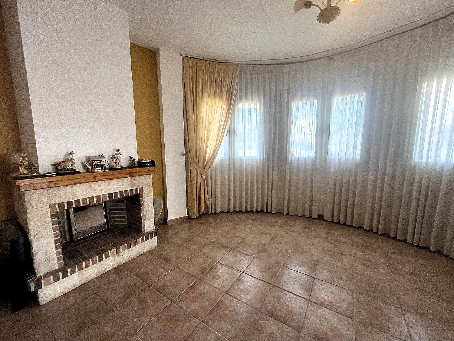 till salu villa Castalla Alcoia 3