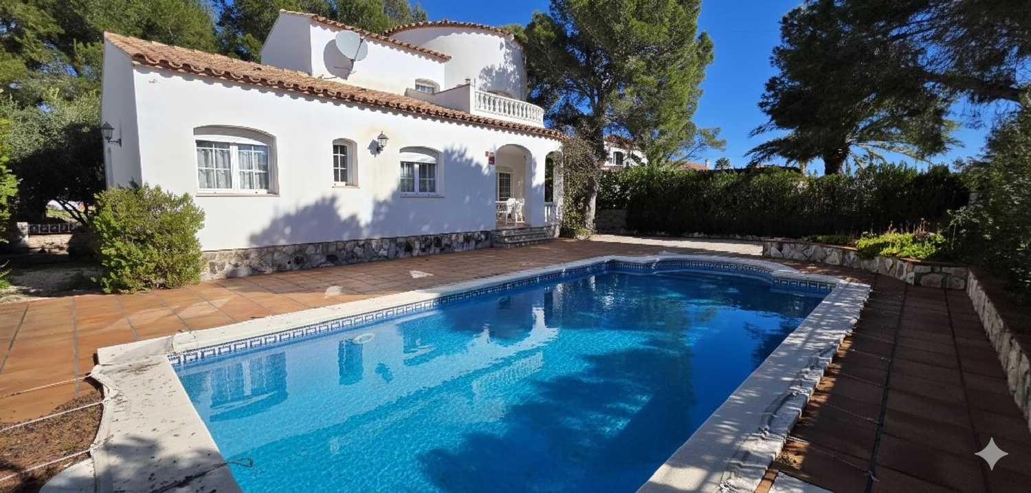  te koop villa L'ametlla De Mar Baix Ebre 1