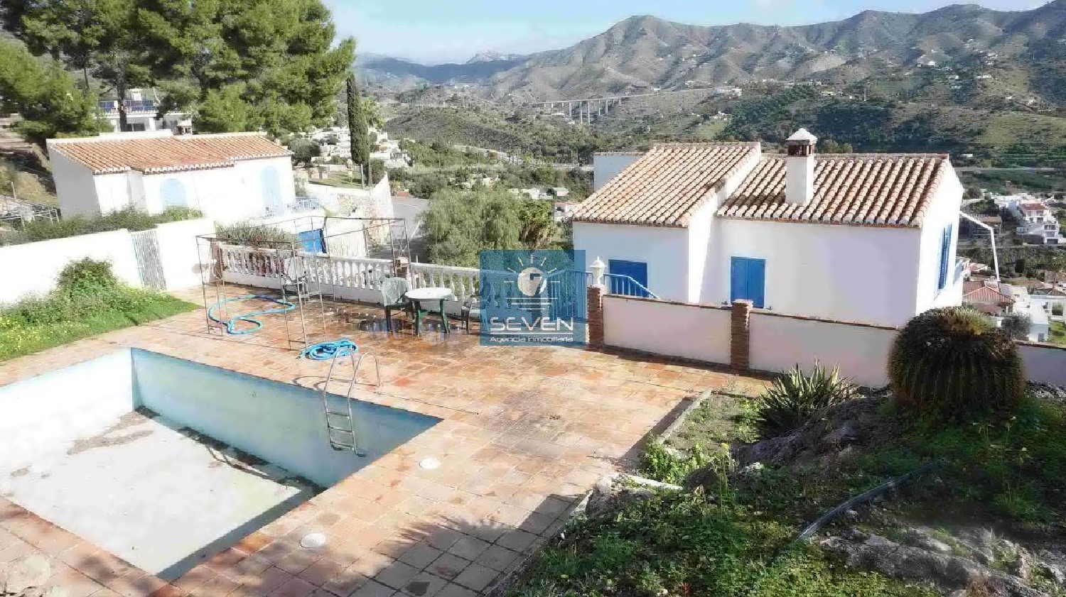  te koop villa Matián Baza 4