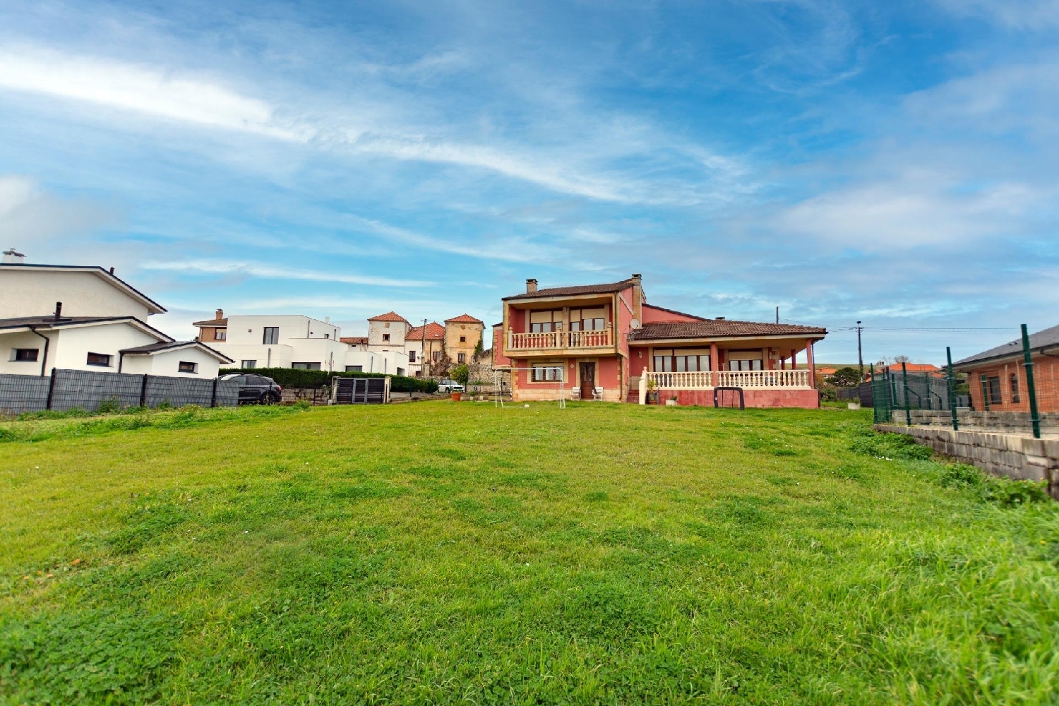  till salu villa Soto De La Marina Comarca De Santander 2