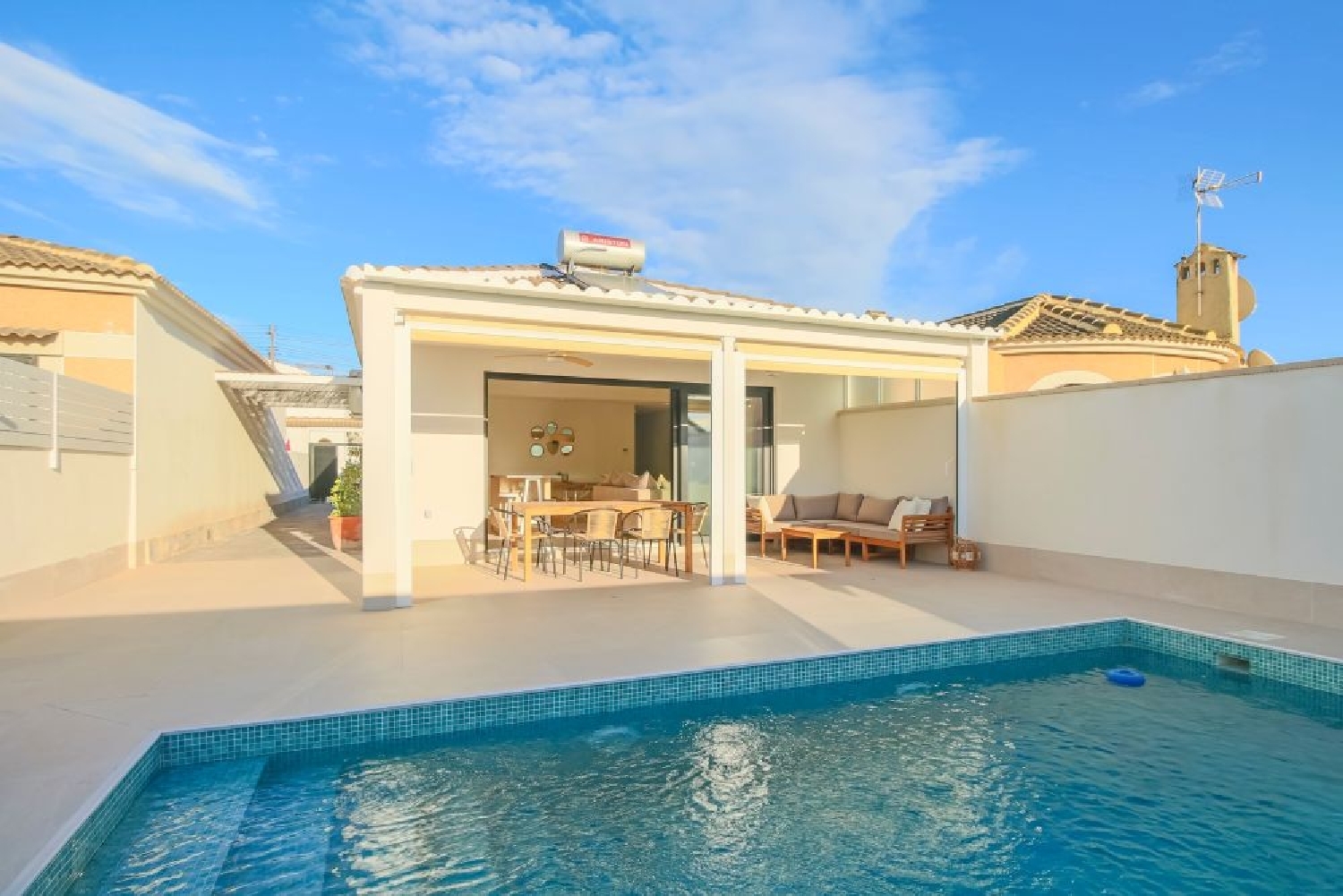  for sale villa Torrevieja Baix Segura 1
