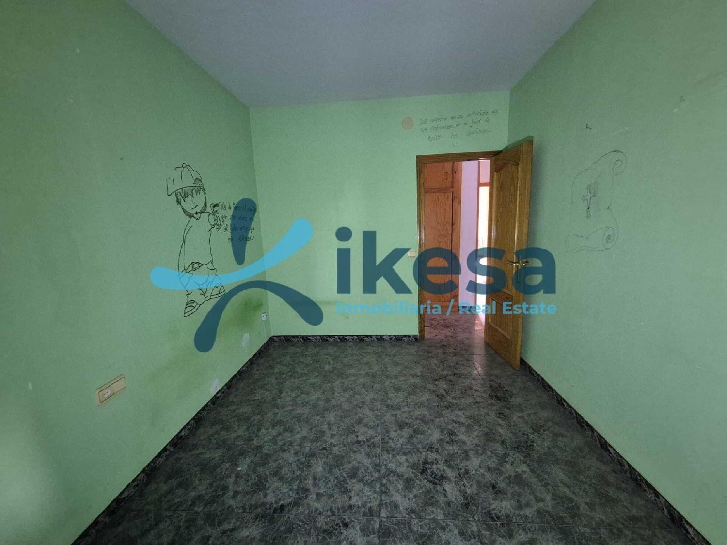  till salu lägenhet Baza Baza 8