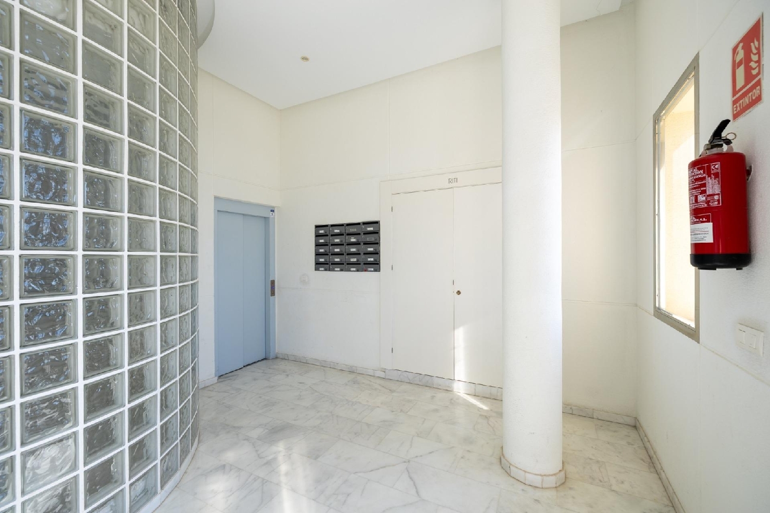  till salu lägenhet Calahonda Costa Tropical 4