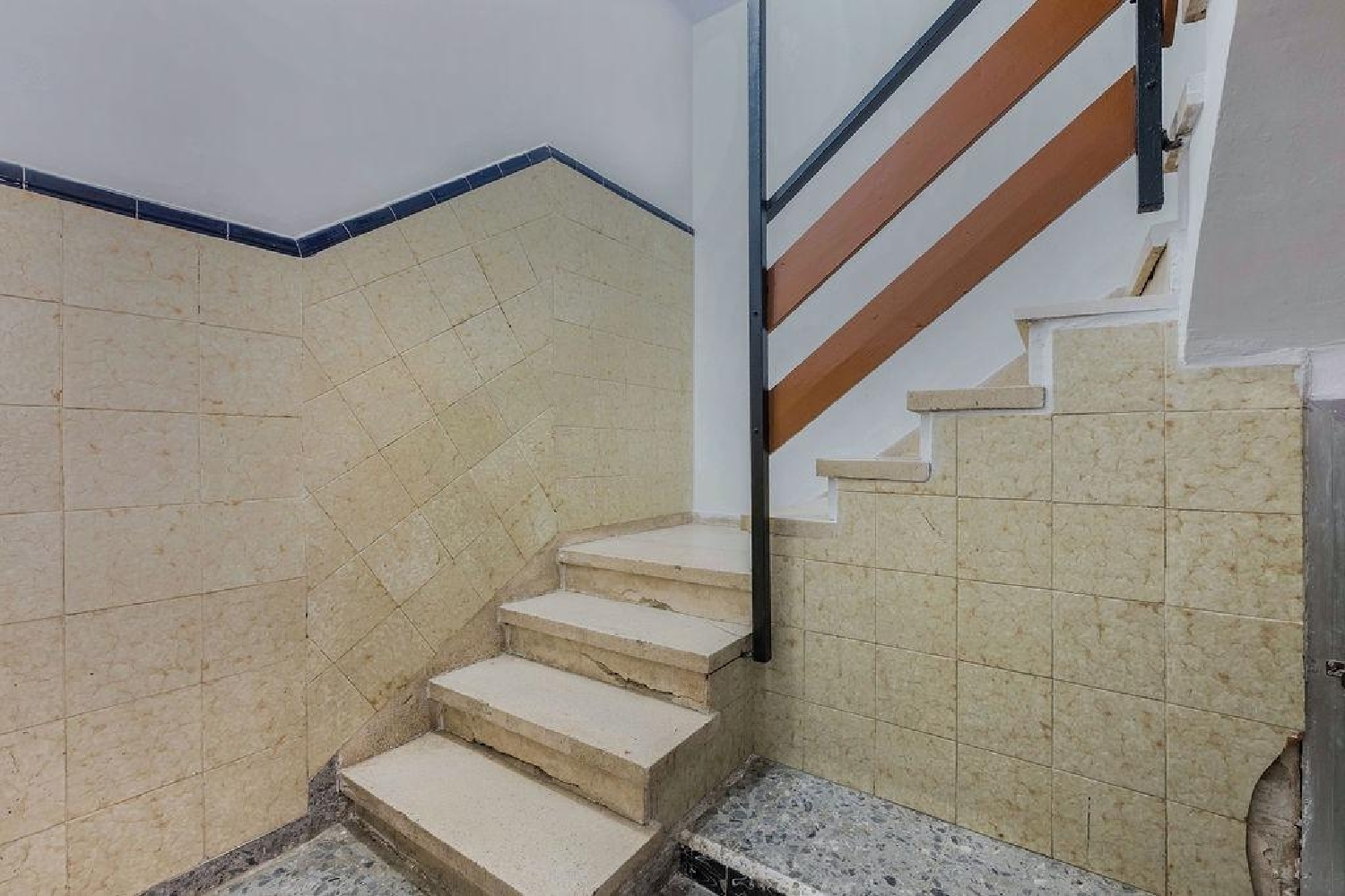 till salu lägenhet Castilleja De La Cuesta Metropolitana De Sevilla 3