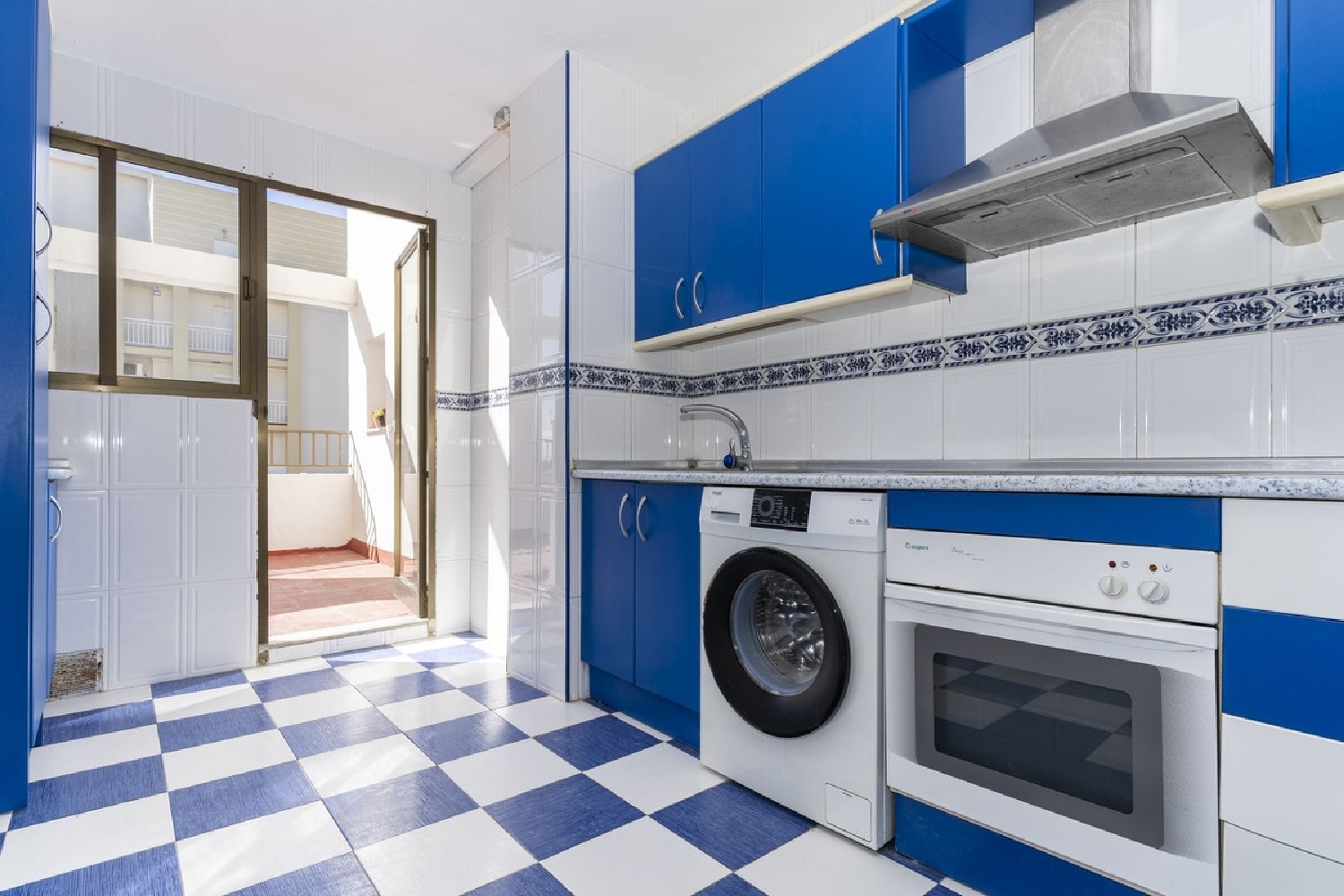  for sale apartment San Luis De Sabinillas Costa Del Sol Occidental 4