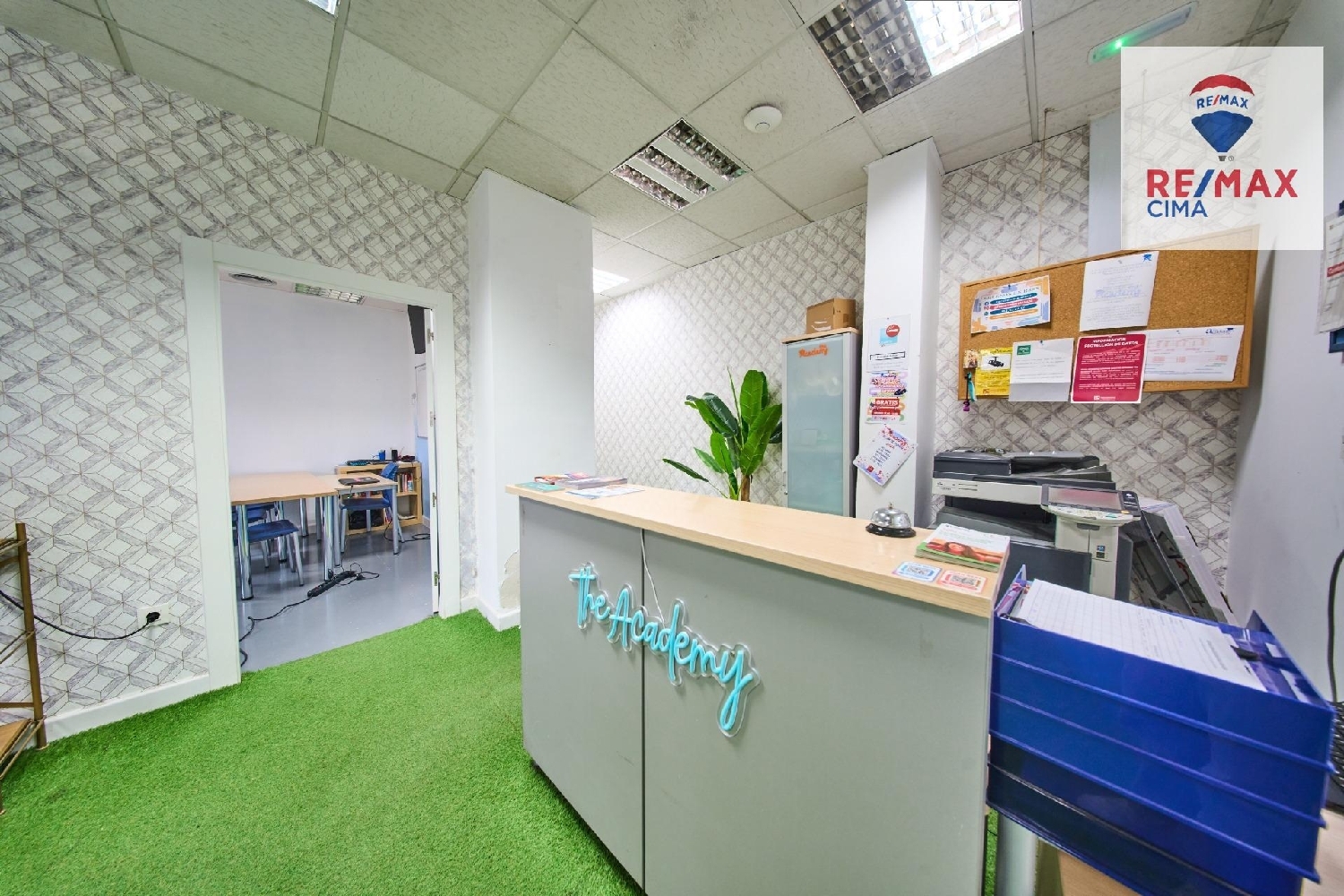  for sale commercial Barrio De Granada Alacantí 1