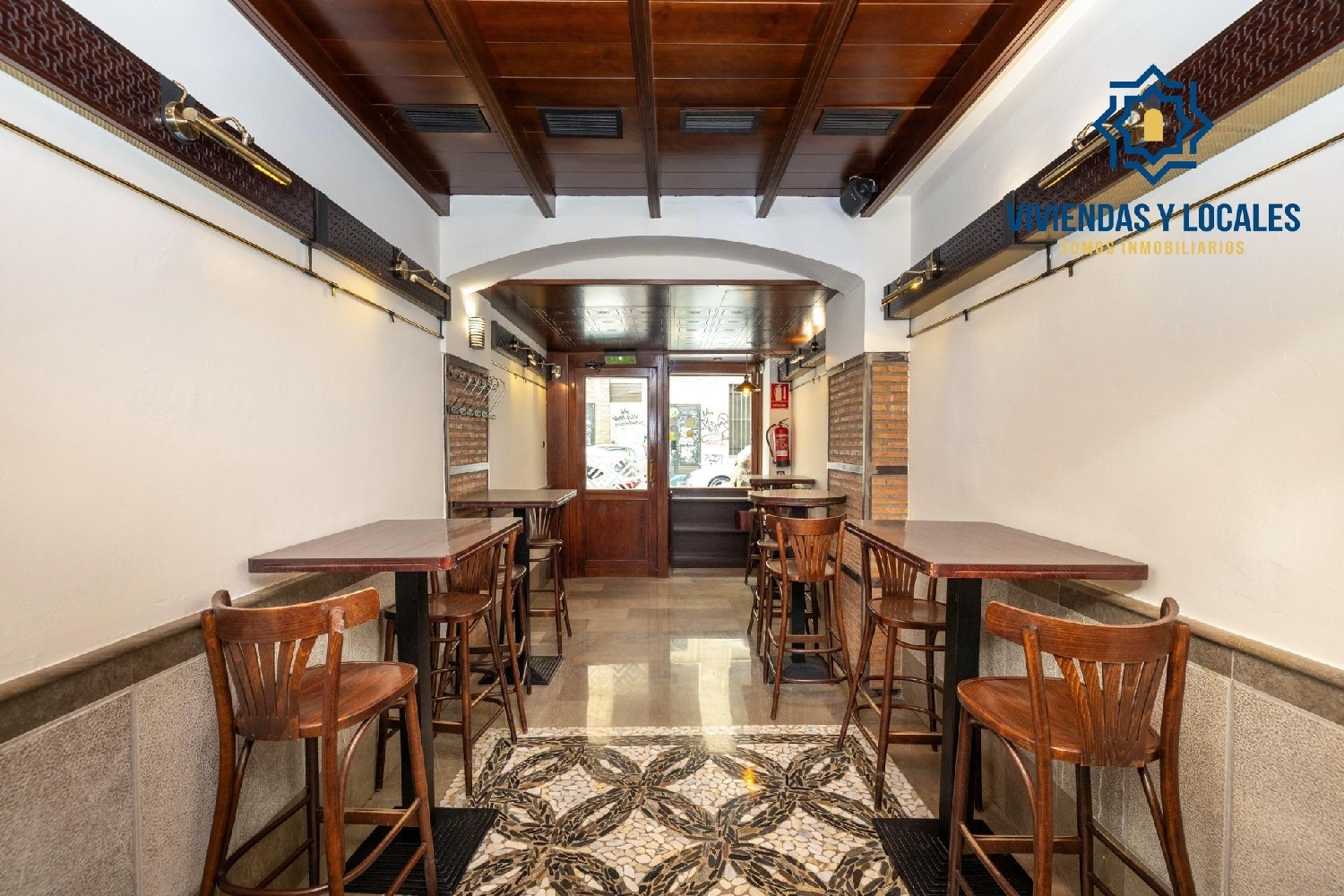  for sale commercial Barrio De Granada Alacantí 1