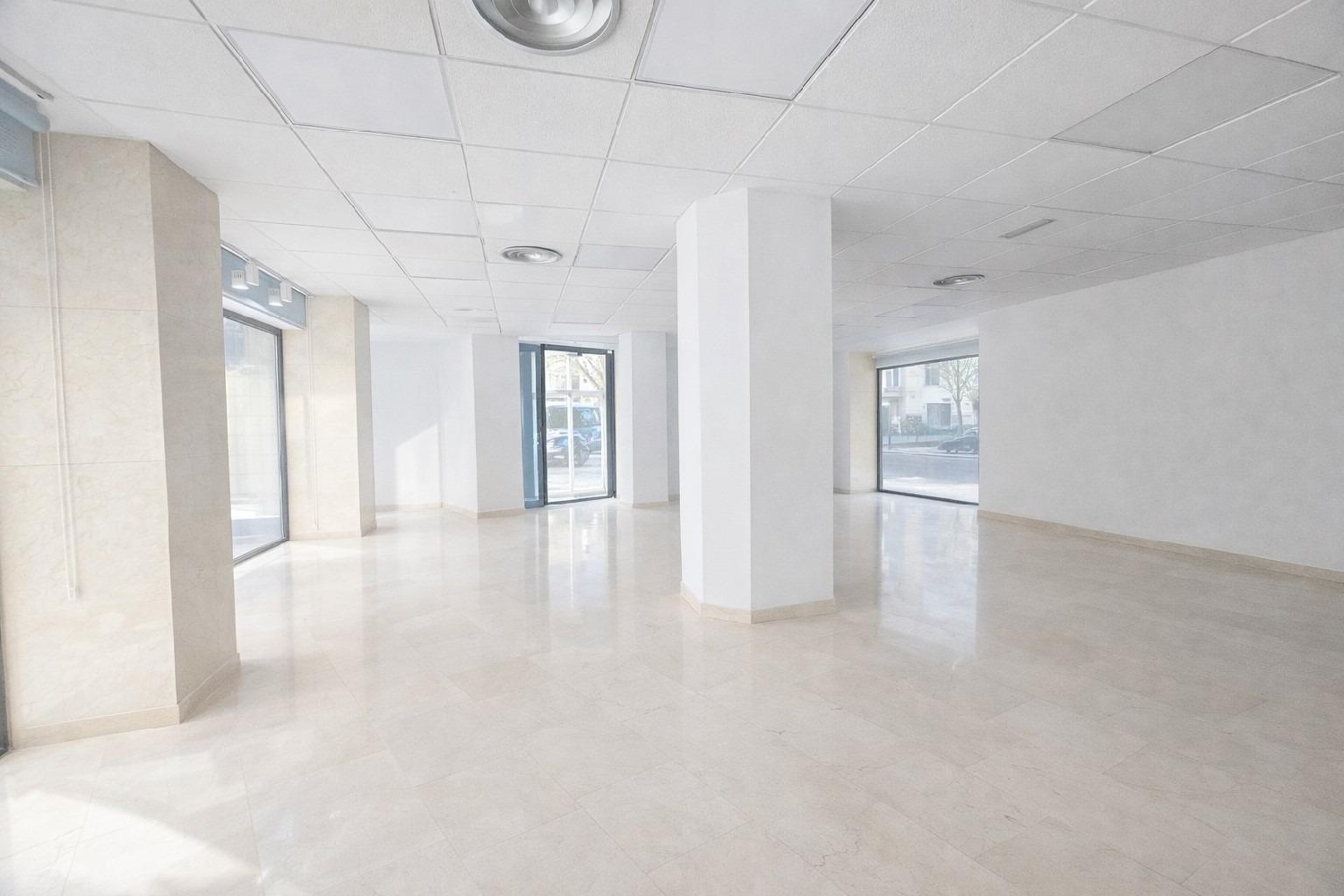  en venta local comercial Madrid Valle Del Almanzora 2