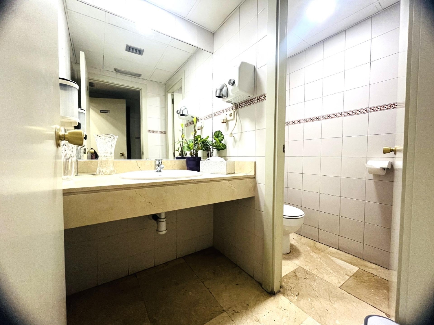  en venta local comercial Madrid Valle Del Almanzora 7