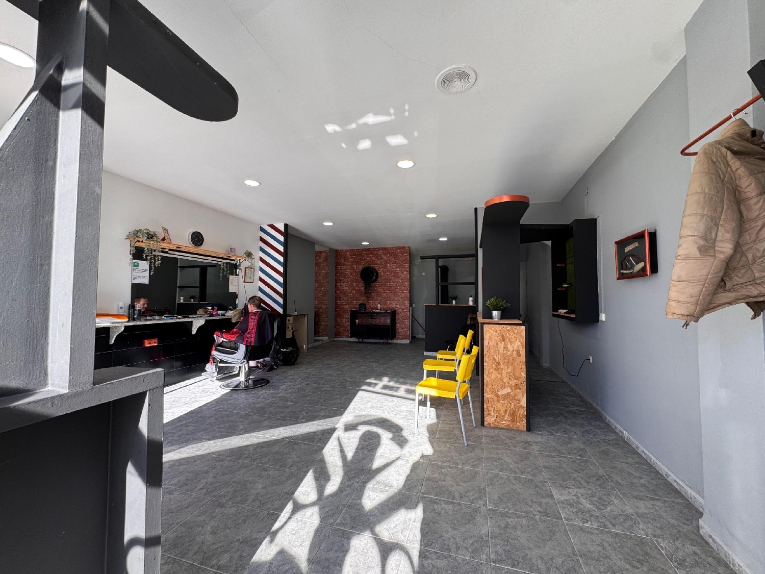  te koop bedrijfsruimte/ kantoor Olivares Aljarafe 5