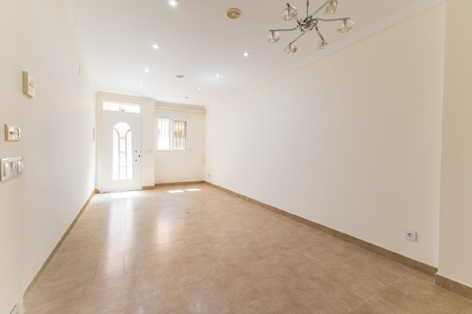  till salu bottenvåning Aldaia Horta Oest 8