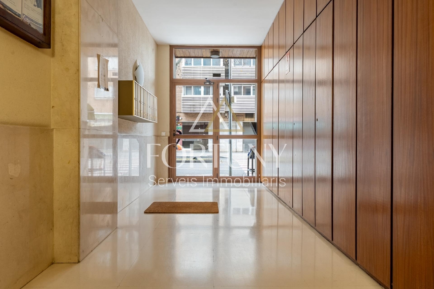  te koop benedenwoning Barriada Les Tres Creus Bages 3